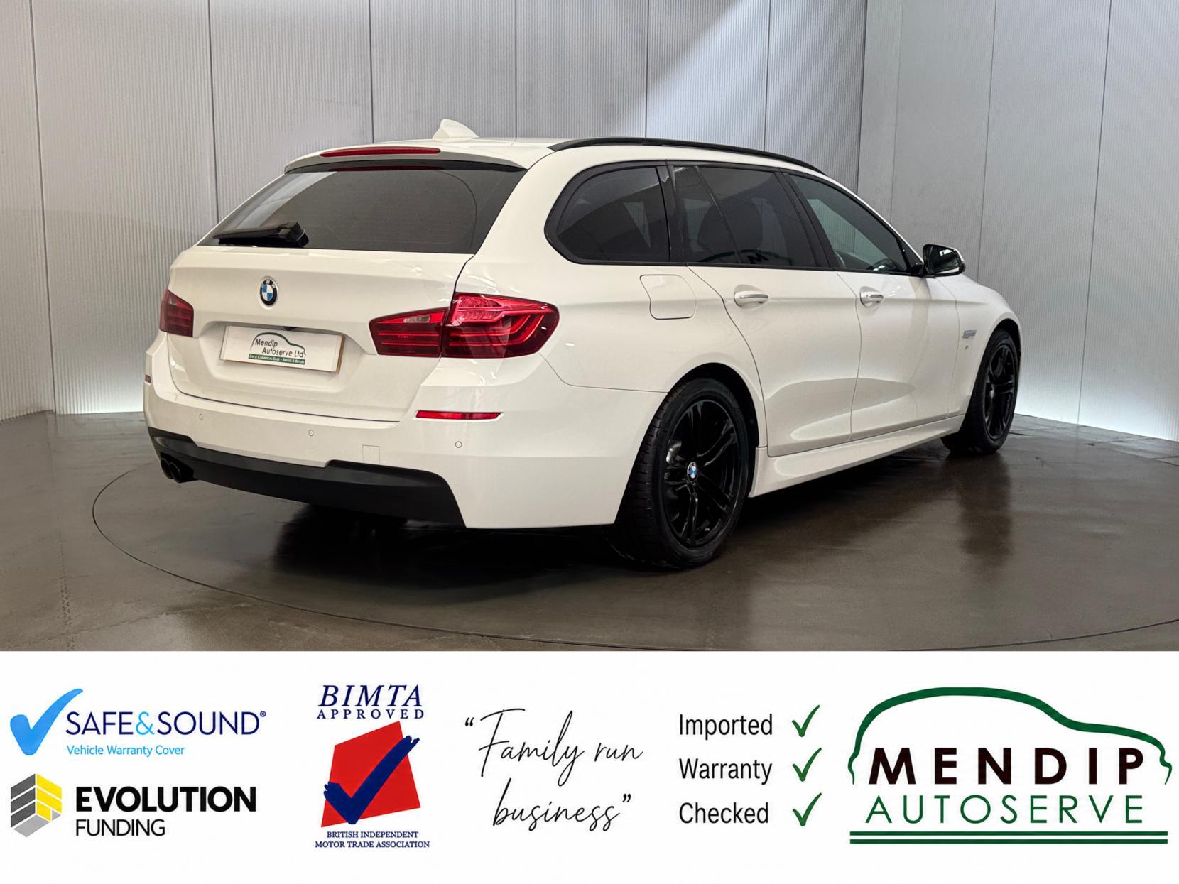 BMW 5 Series view 25