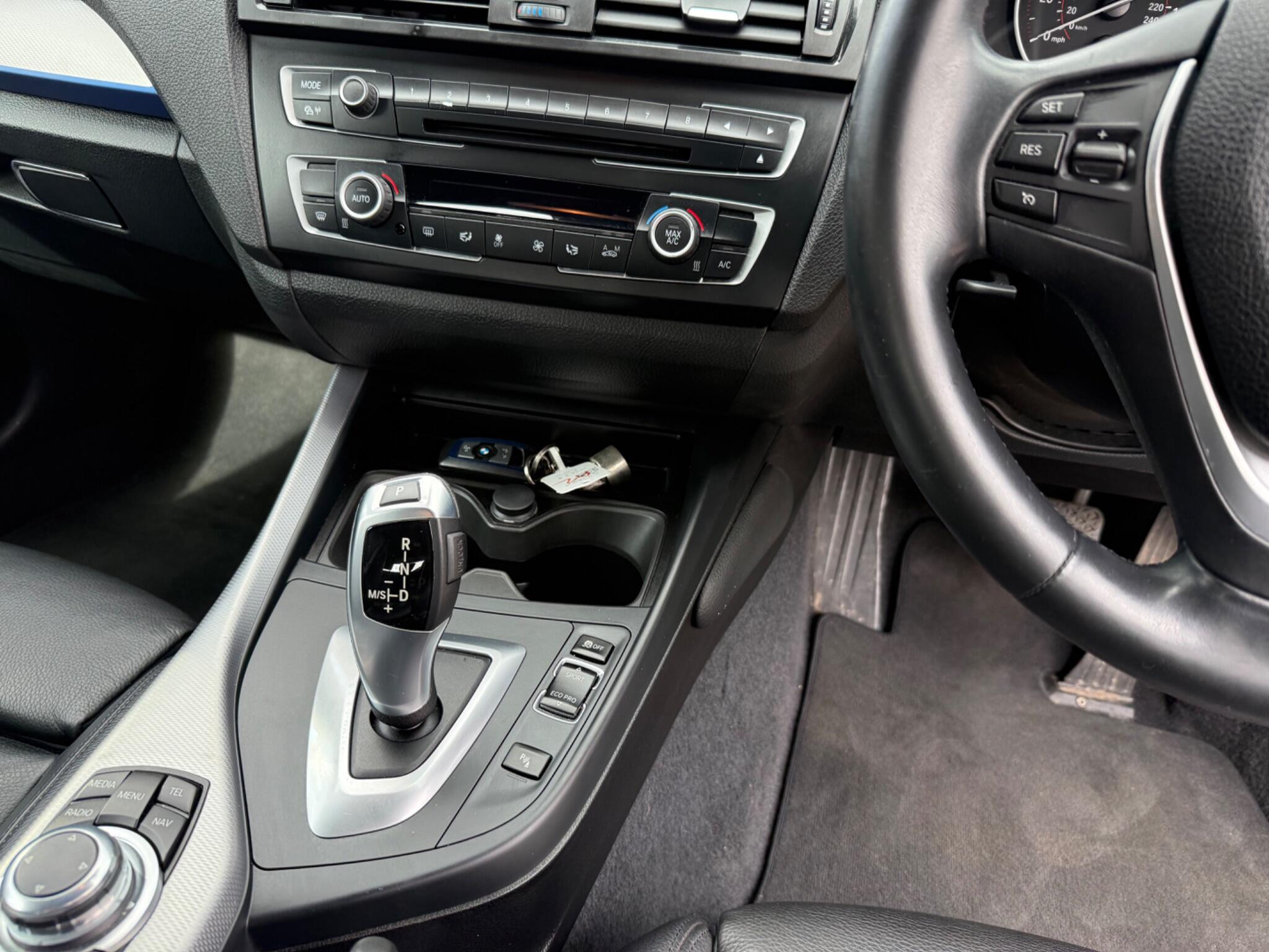 BMW 1 Series view 15