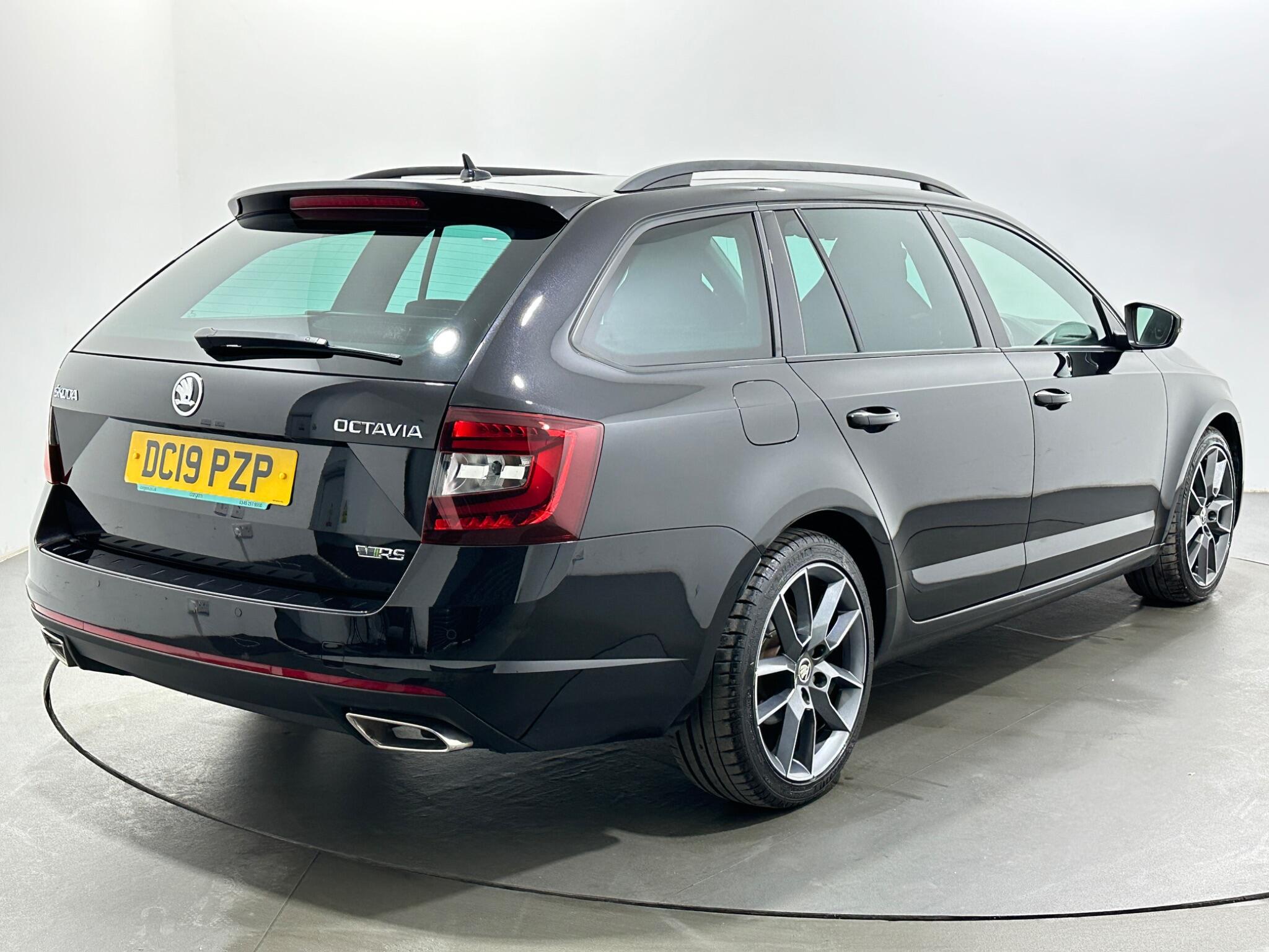 Skoda Octavia view 8