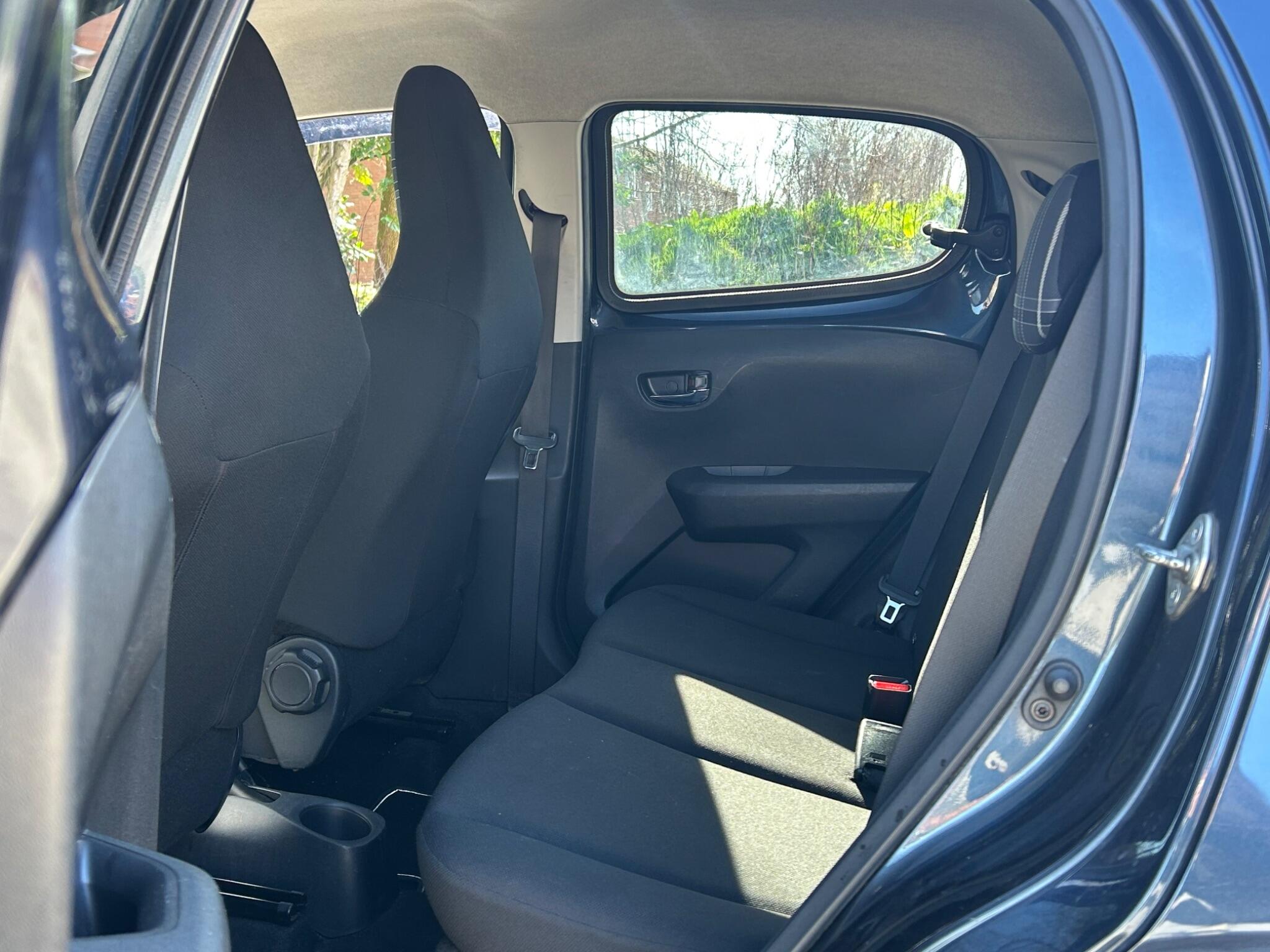 Peugeot 108 view 24