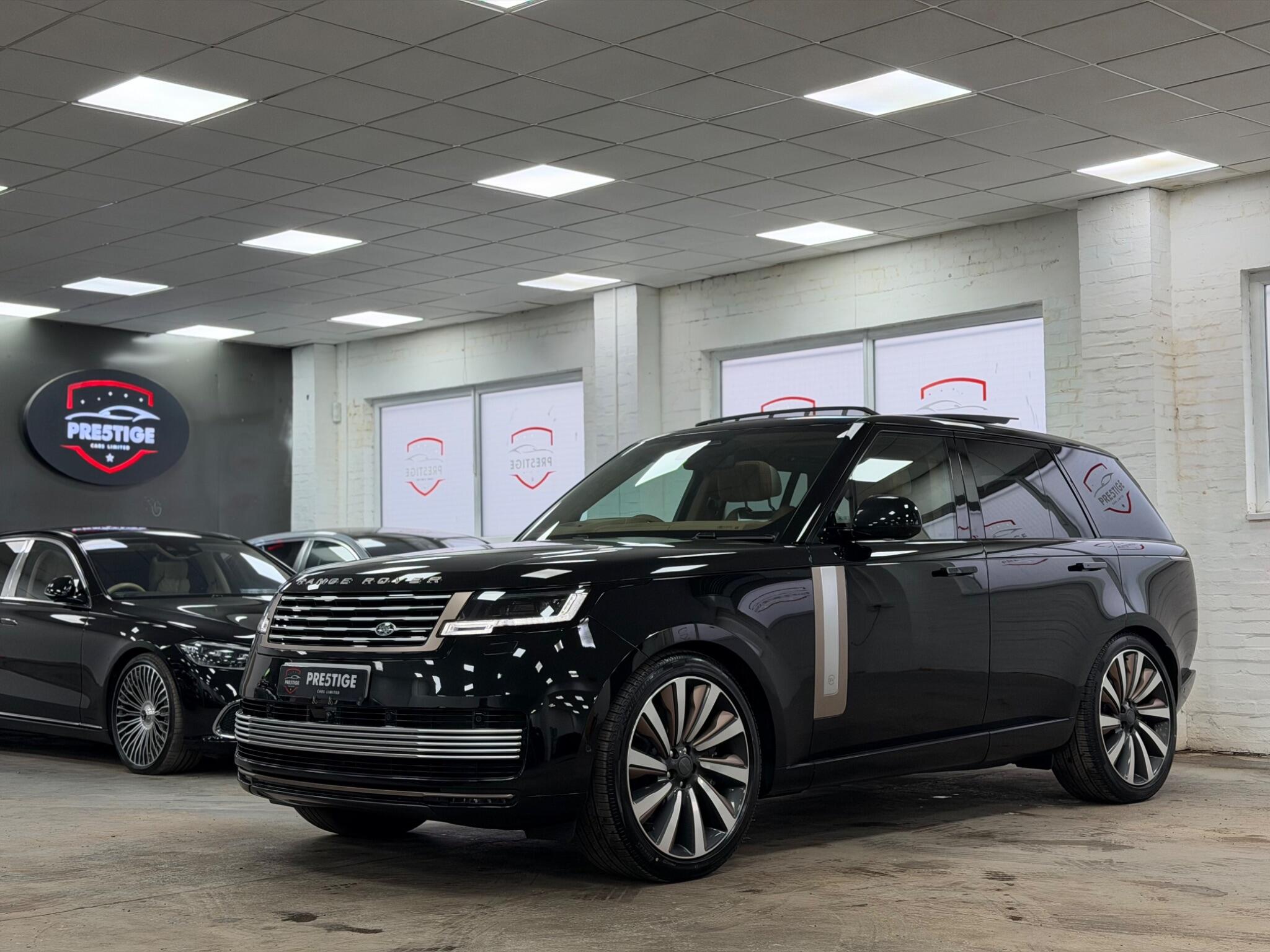 Land Rover Range Rover view 32
