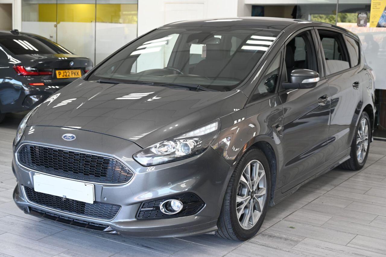 Ford S-Max view 5