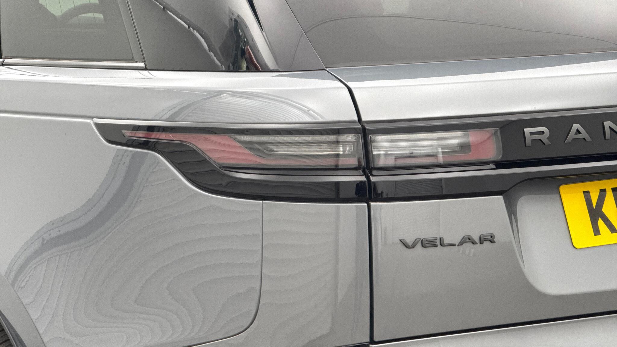 Land Rover Range Rover Velar view 19