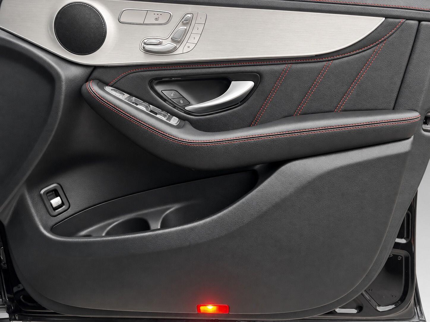 Mercedes-Benz GLC view 21