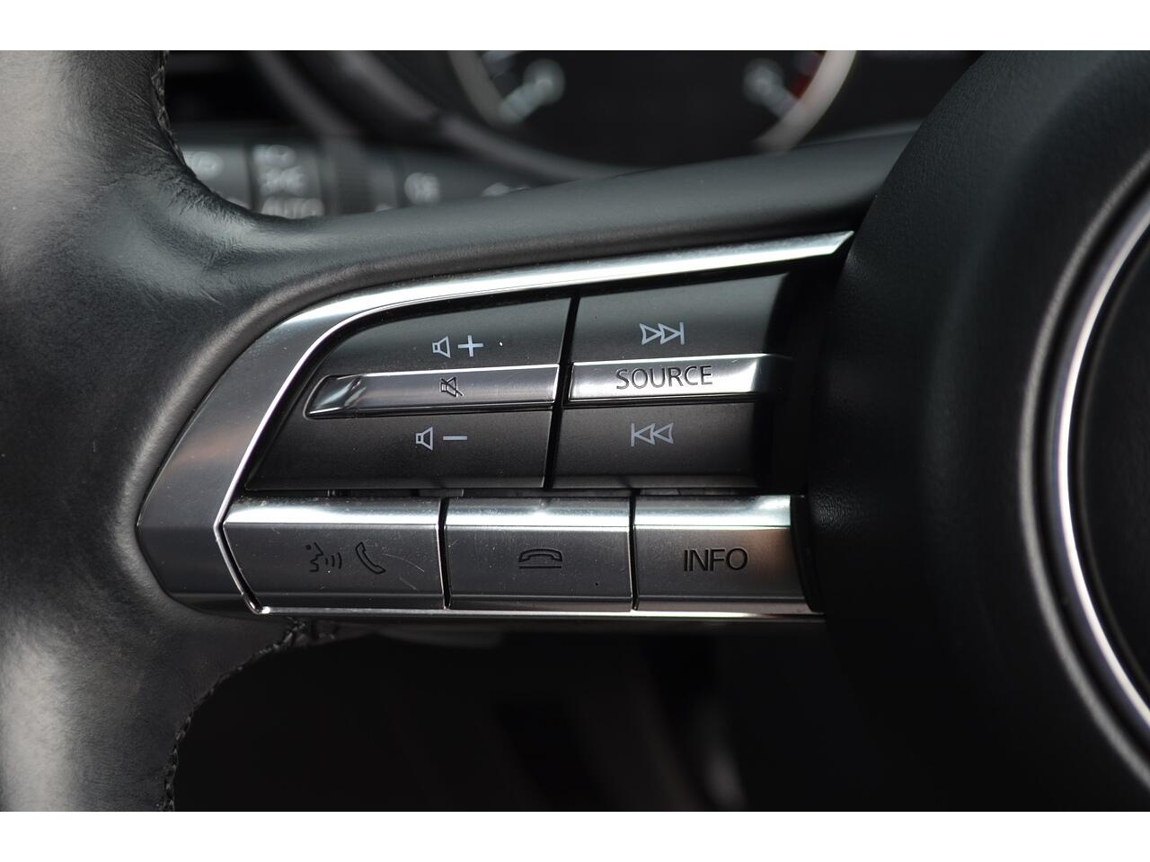 Mazda CX-30 view 27