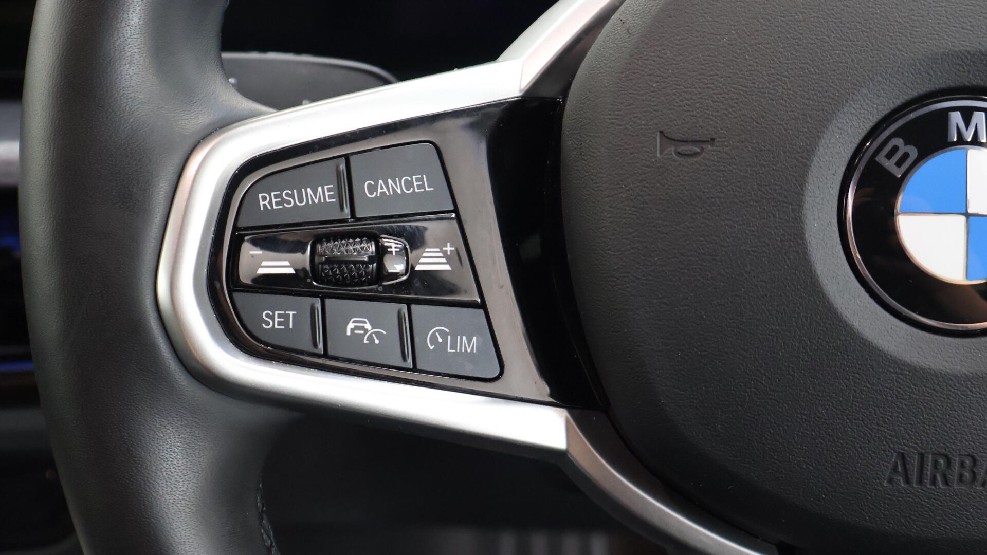 BMW i4 view 17