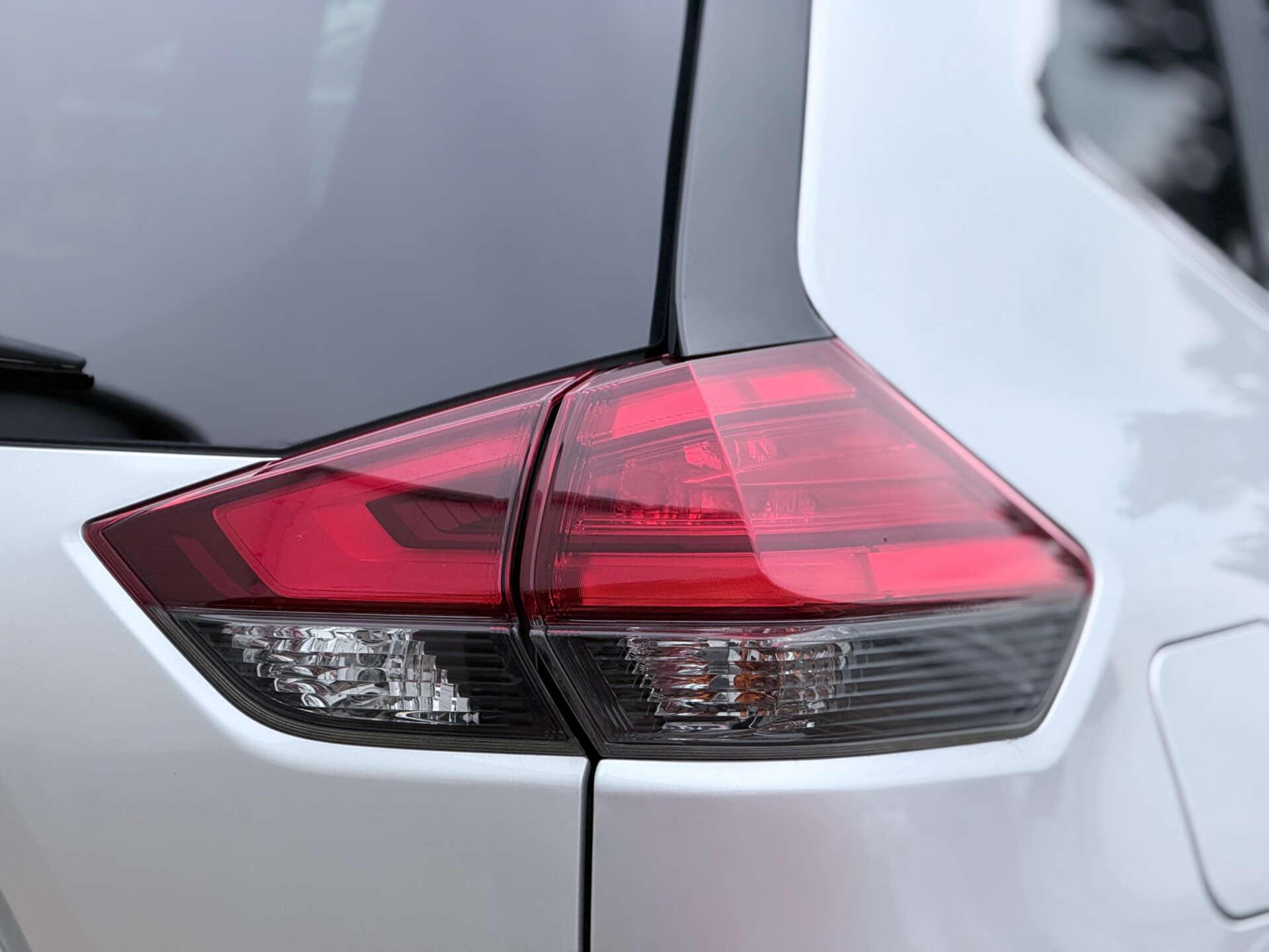 Nissan X-Trail view 60