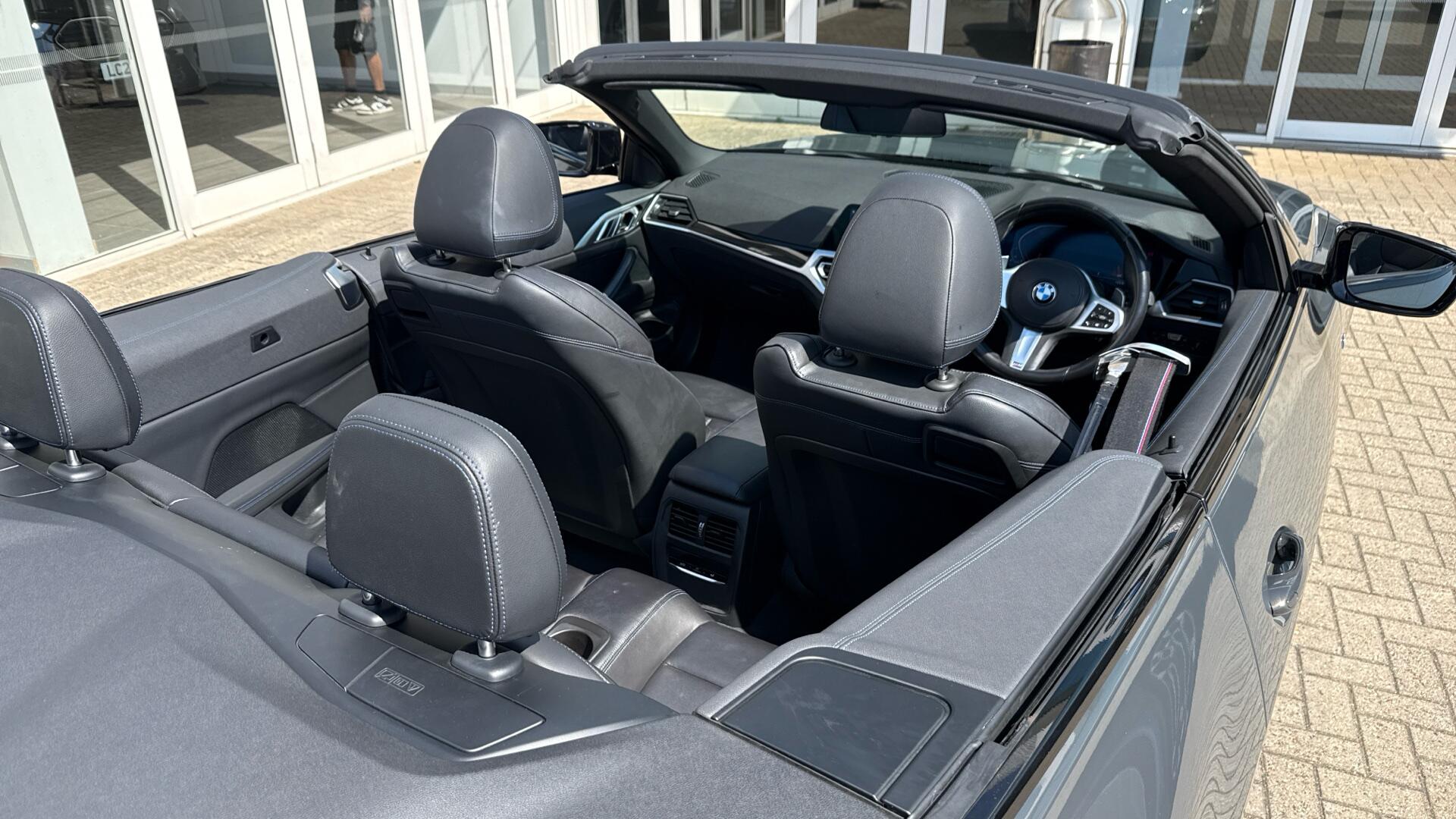 BMW 4 Series view 25
