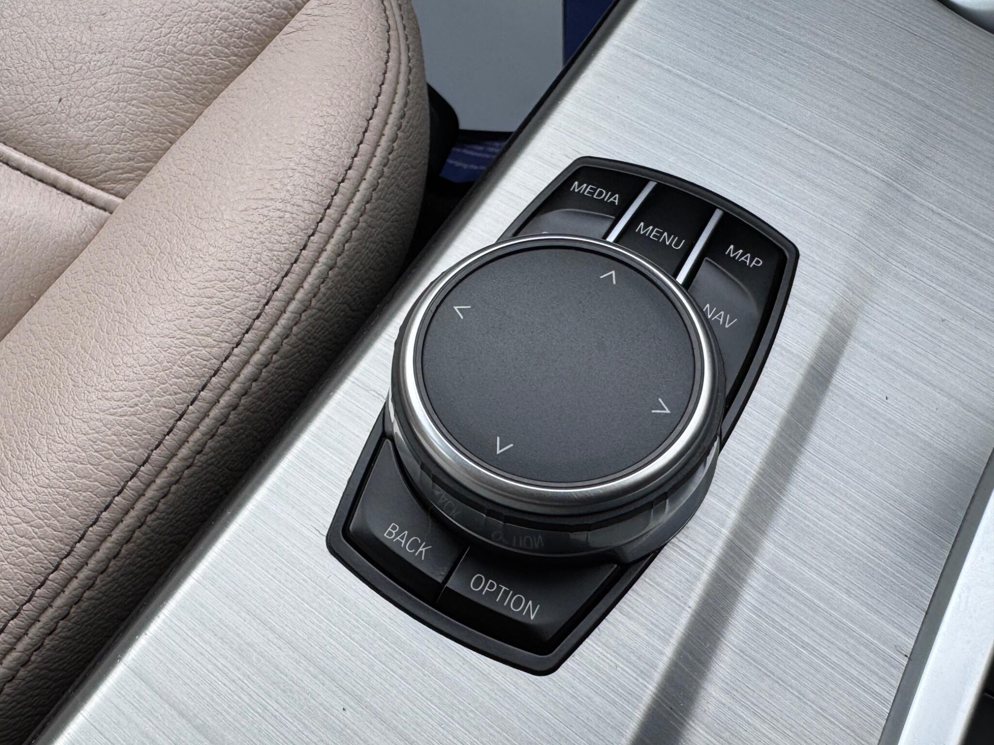 BMW X3 view 22