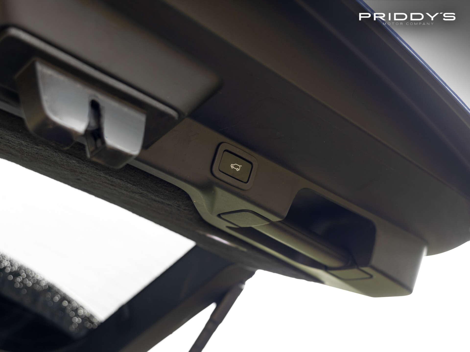 Land Rover Range Rover Sport view 29