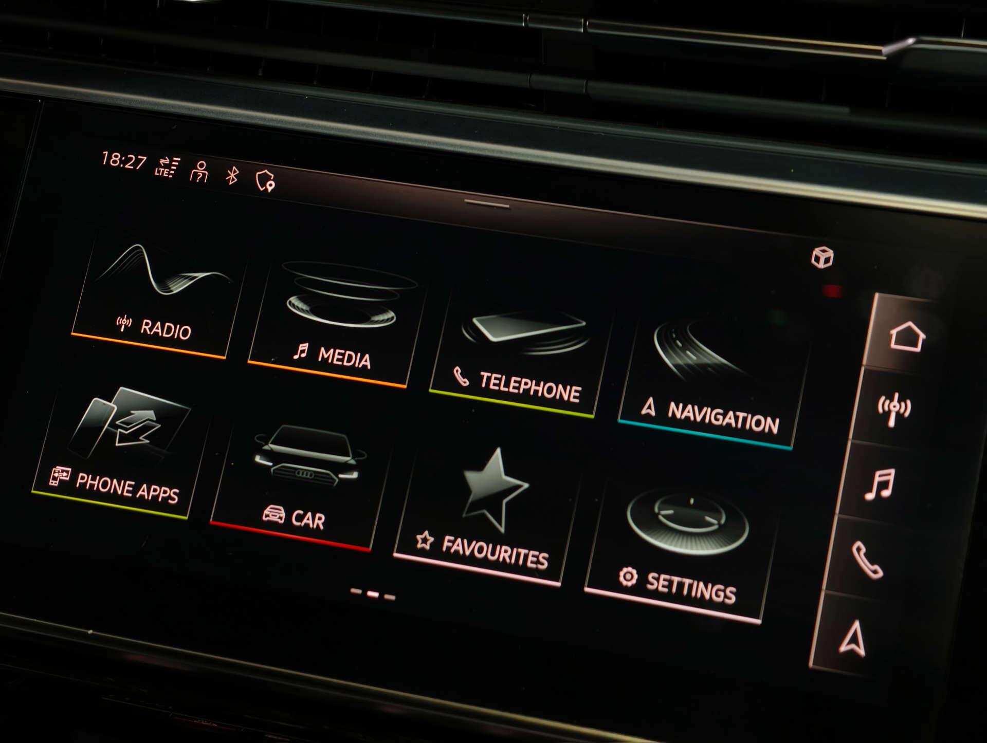 Audi SQ7 view 52