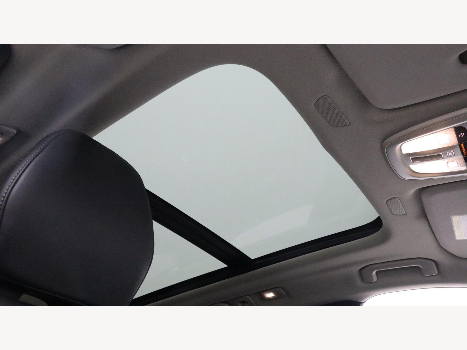 Volvo XC60 view 31