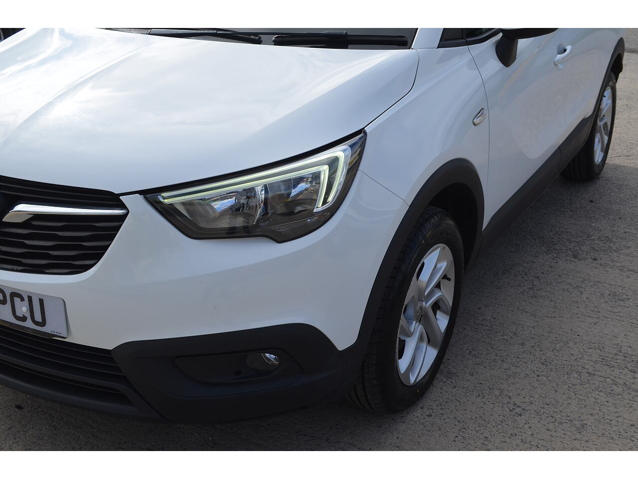Vauxhall Crossland X view 39