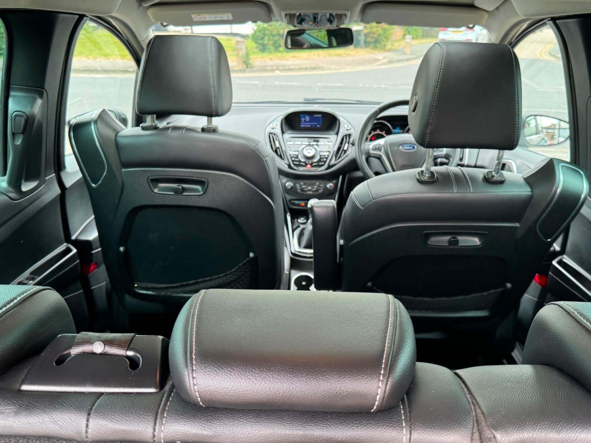 Ford B-Max view 33