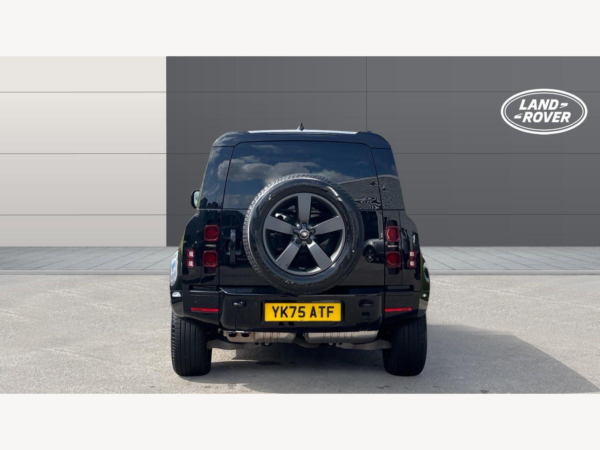 Land Rover Defender view 7