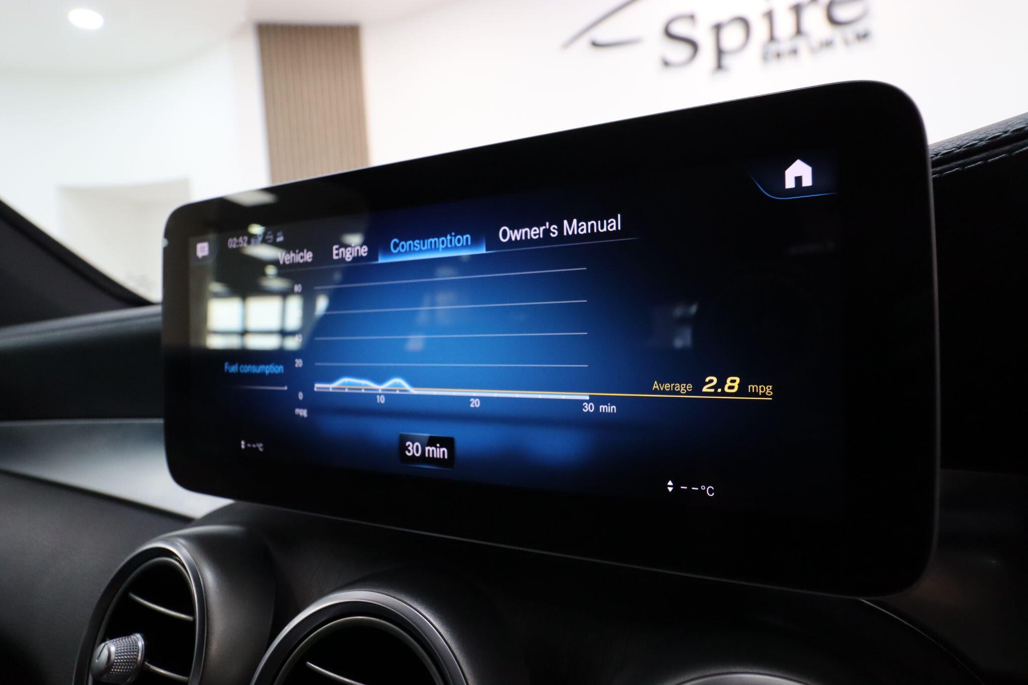 Mercedes-Benz GLC view 29