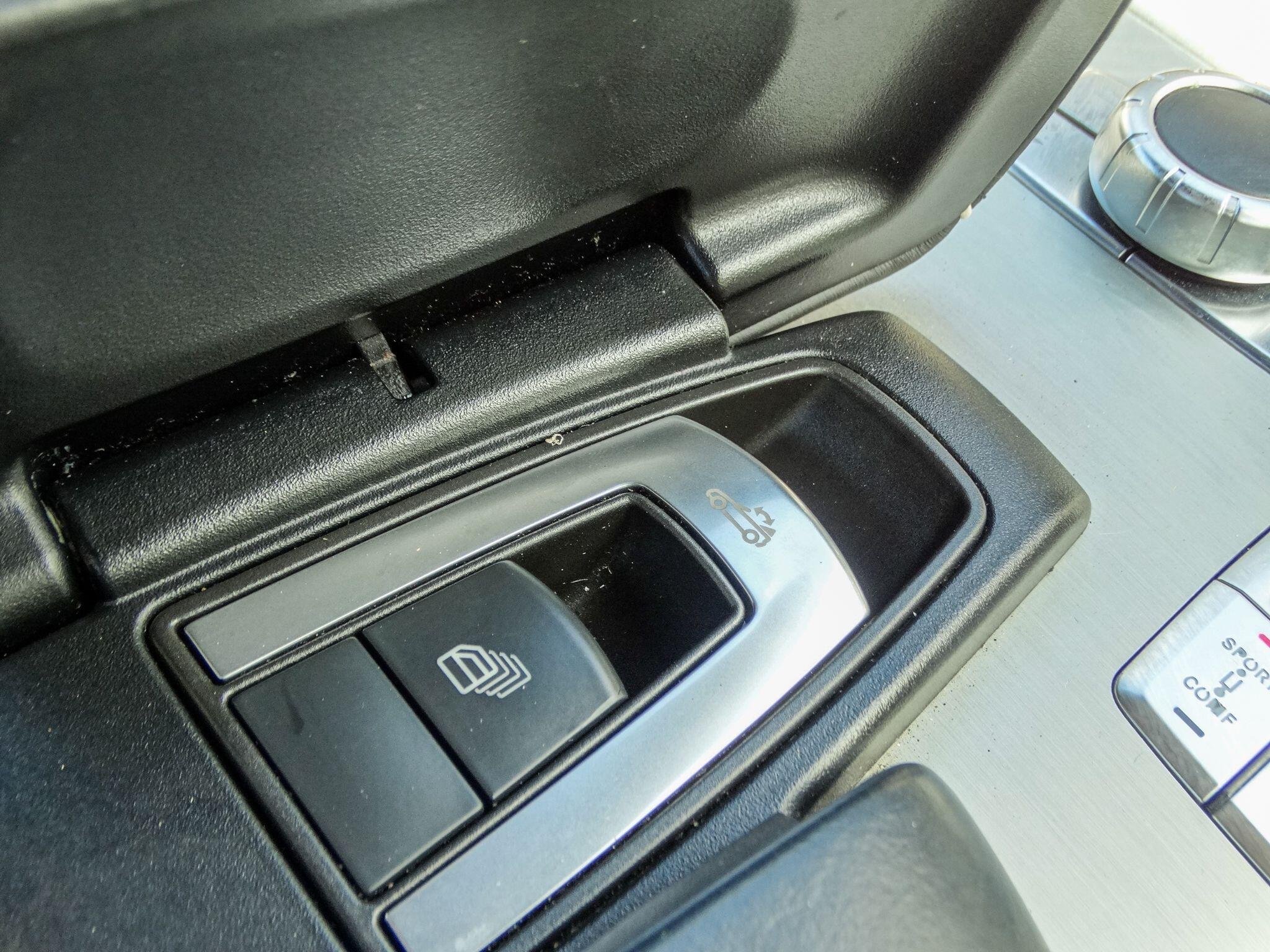 Mercedes-Benz SL view 27