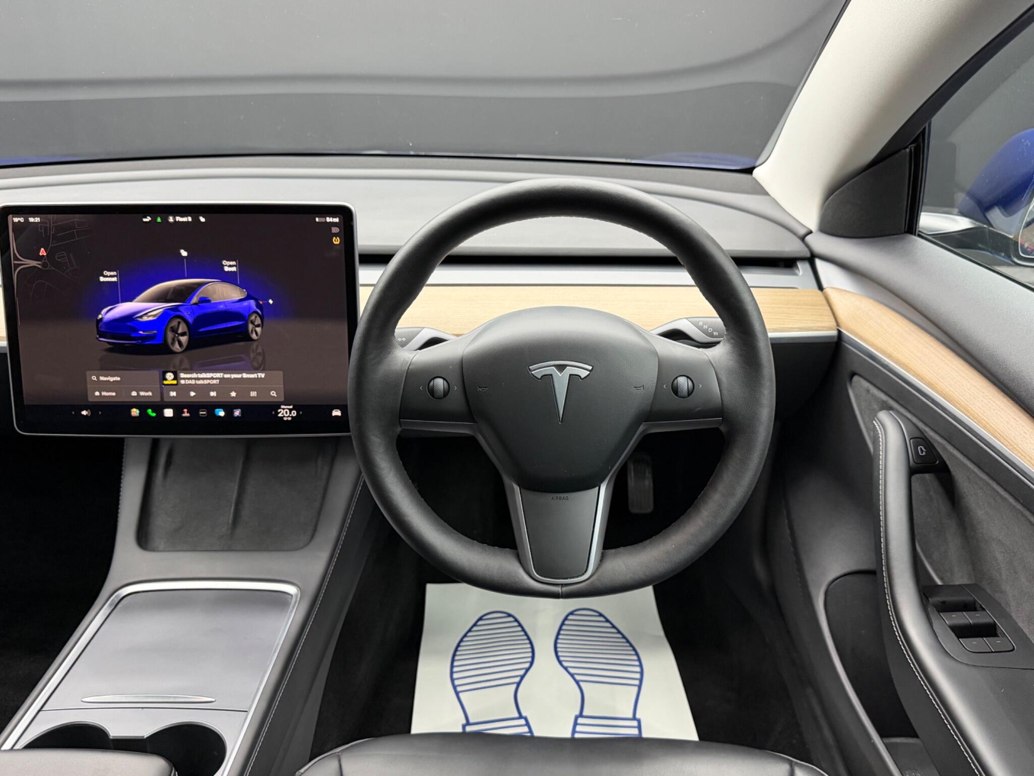 Tesla Model 3 view 18