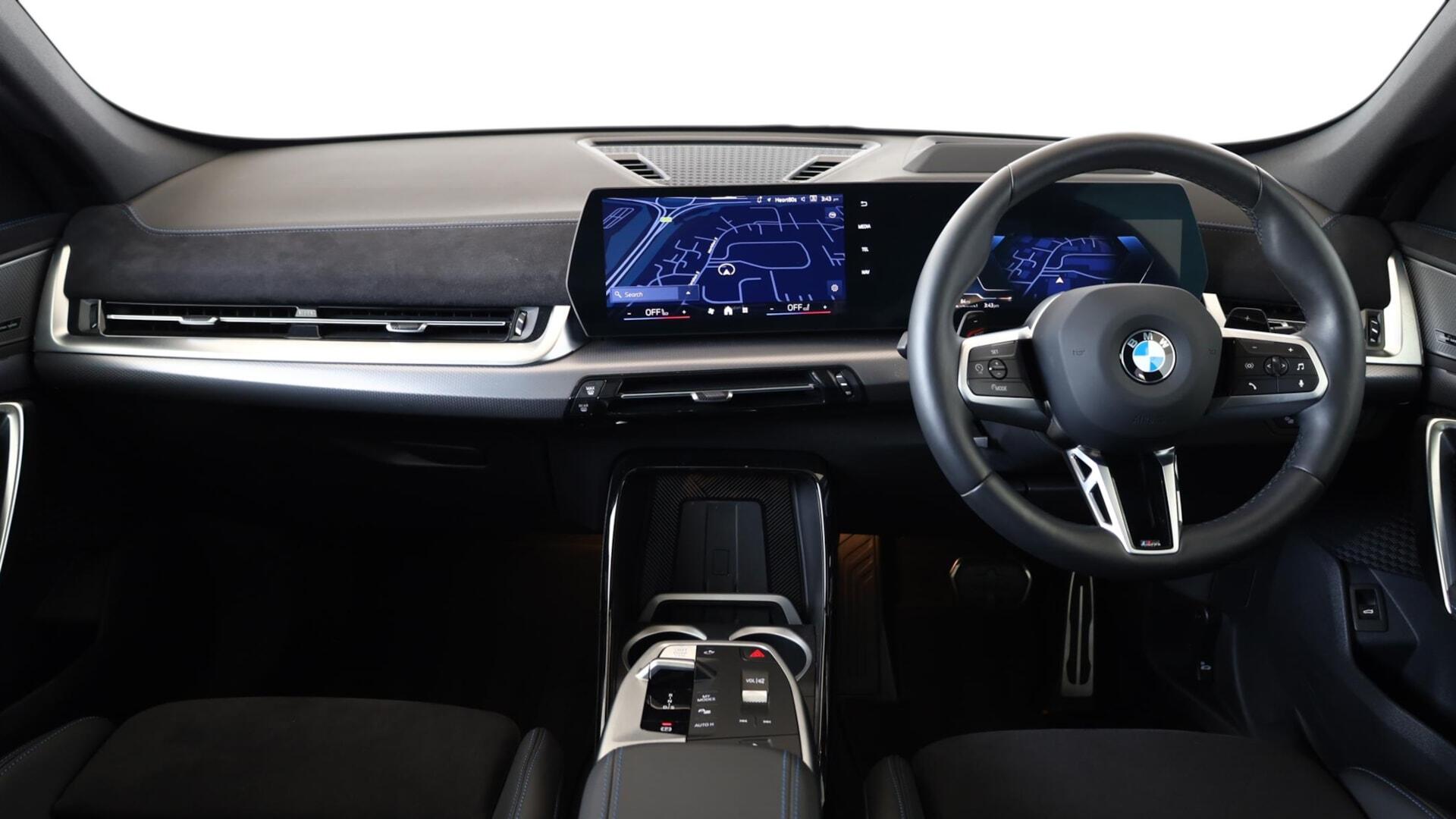 BMW X1 view 4