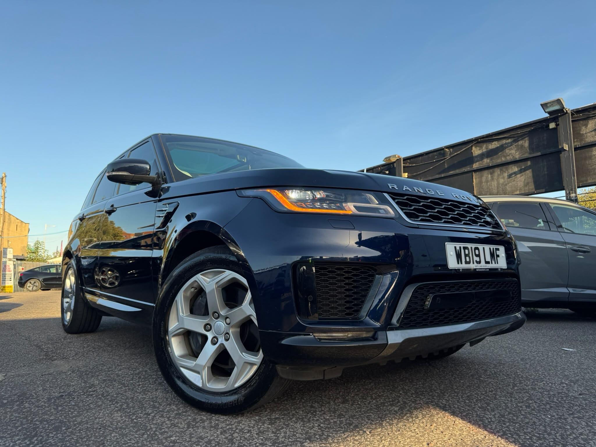 Land Rover Range Rover Sport view 14