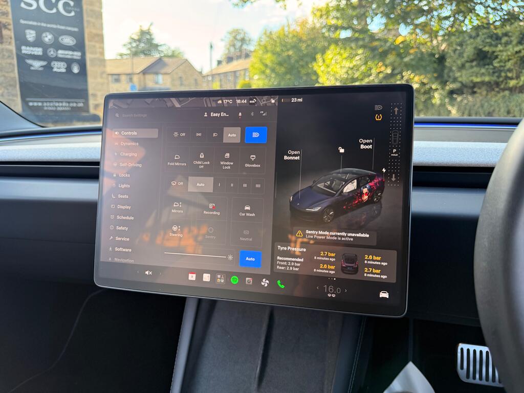 Tesla Model 3 view 45