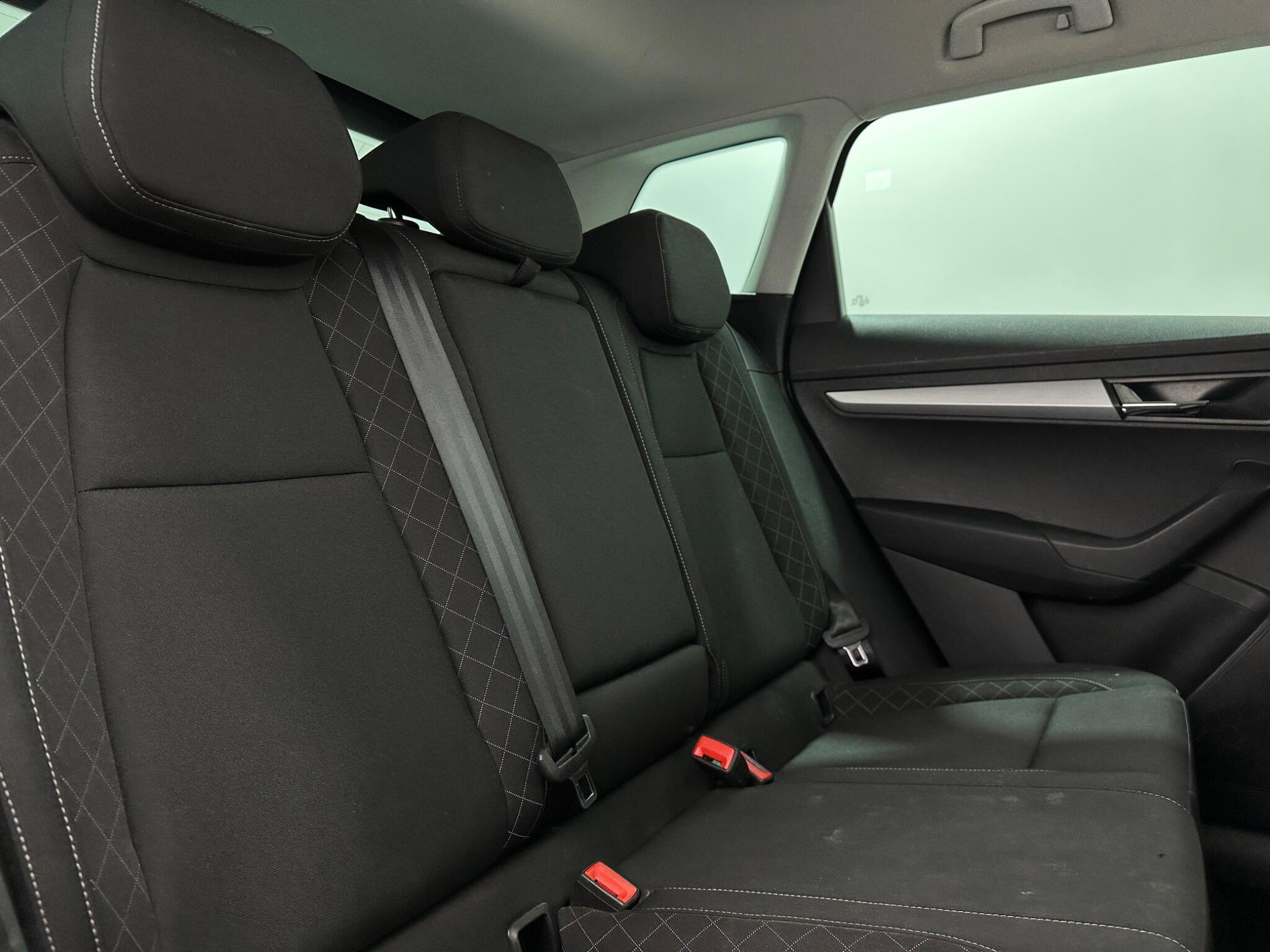 Skoda Karoq view 42