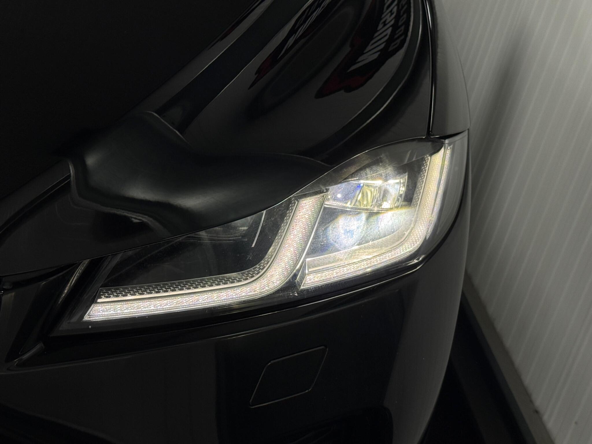 Jaguar F-Pace view 37