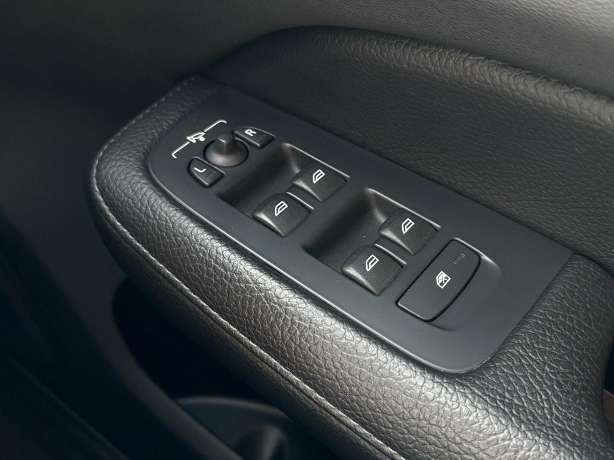 Volvo V60 view 42