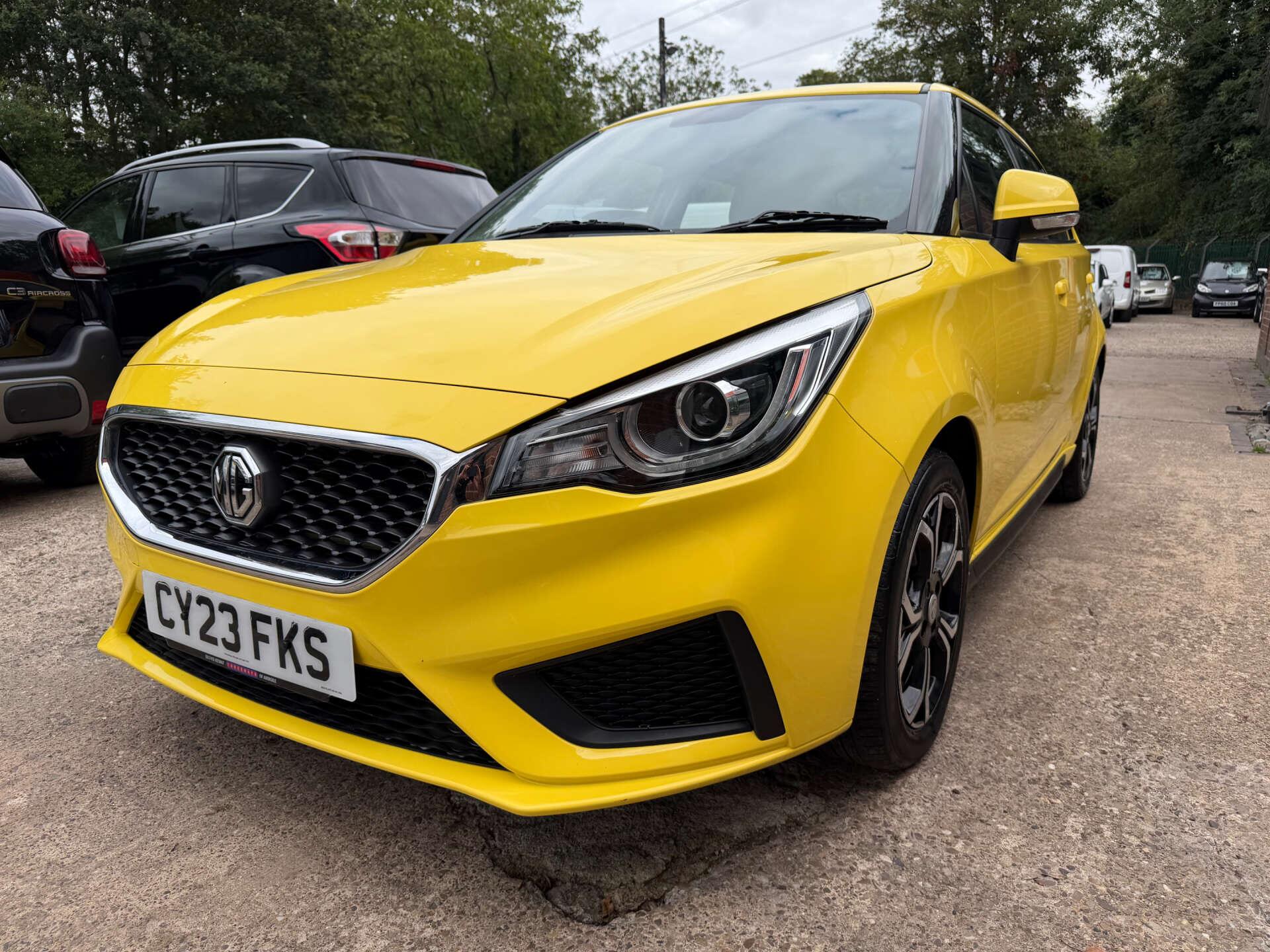 MG MG3 view 4