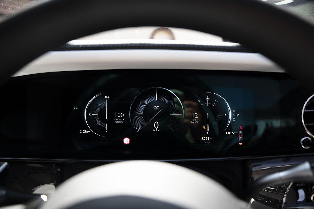 Rolls-Royce Cullinan view 23
