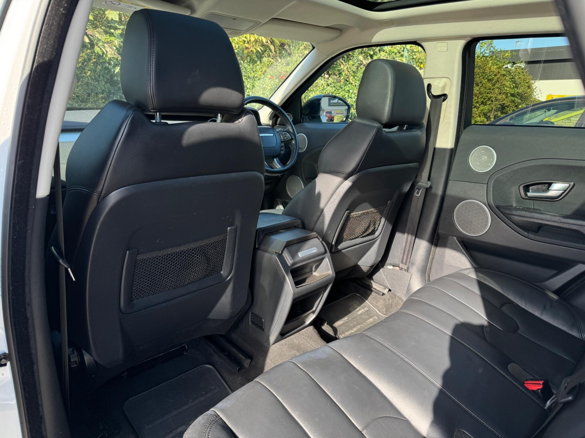 Land Rover Range Rover Evoque view 19