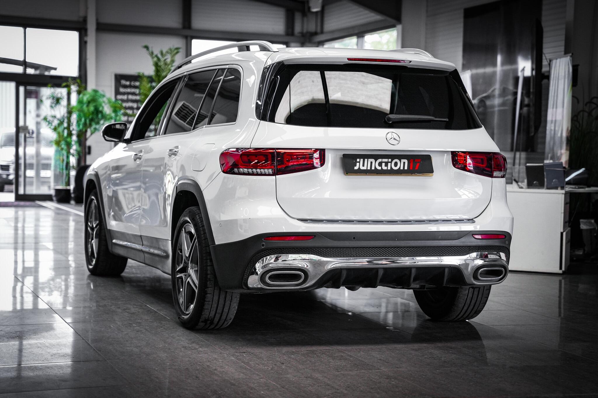 Mercedes-Benz GLB view 14