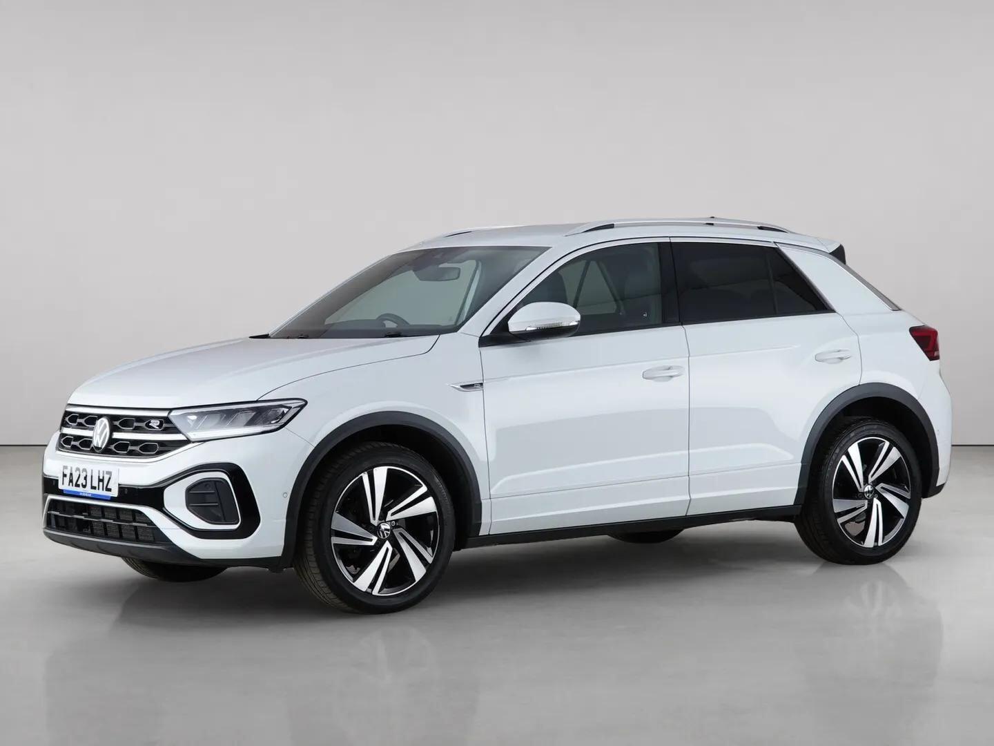 Volkswagen T-Roc view 2