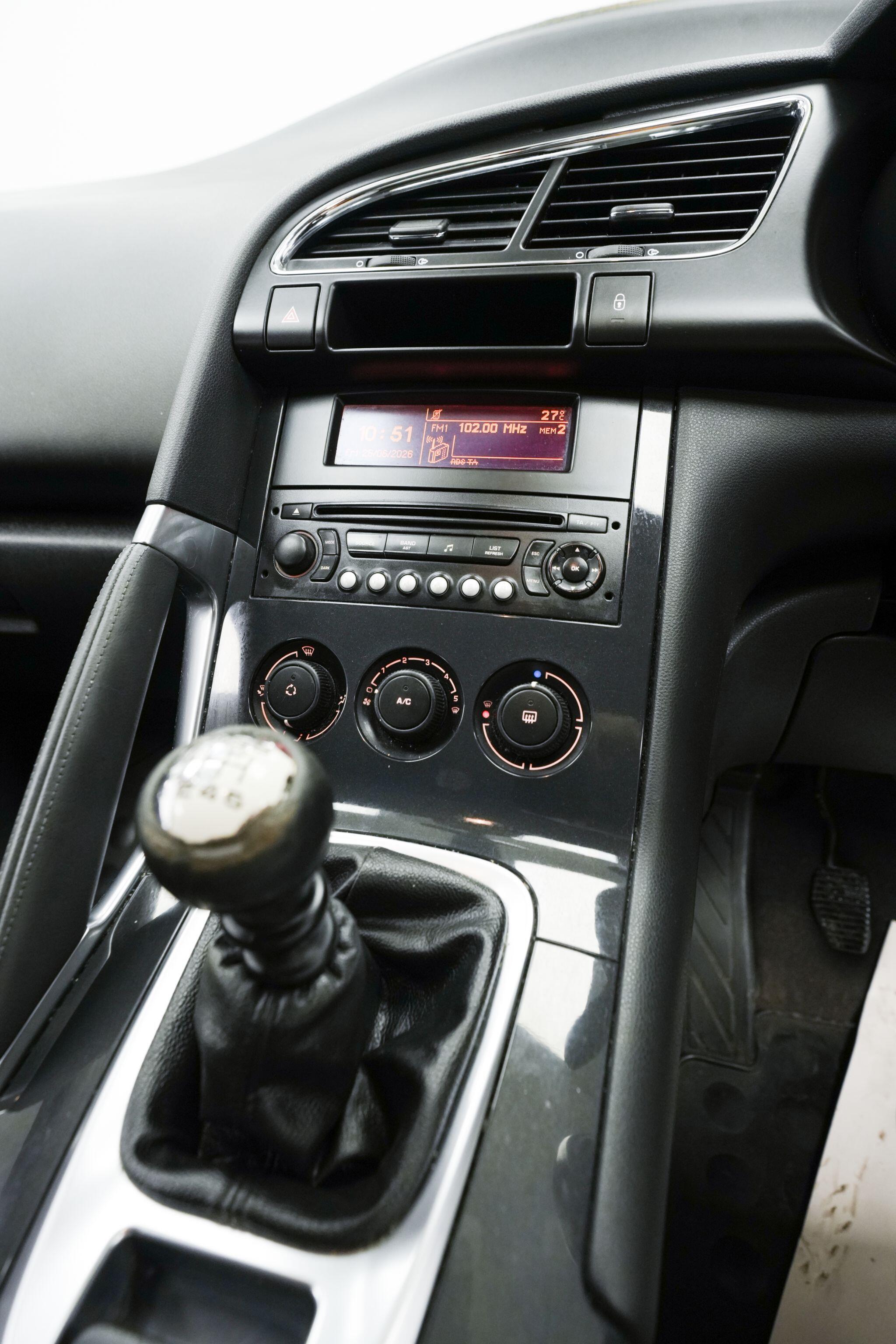 Peugeot 3008 view 21