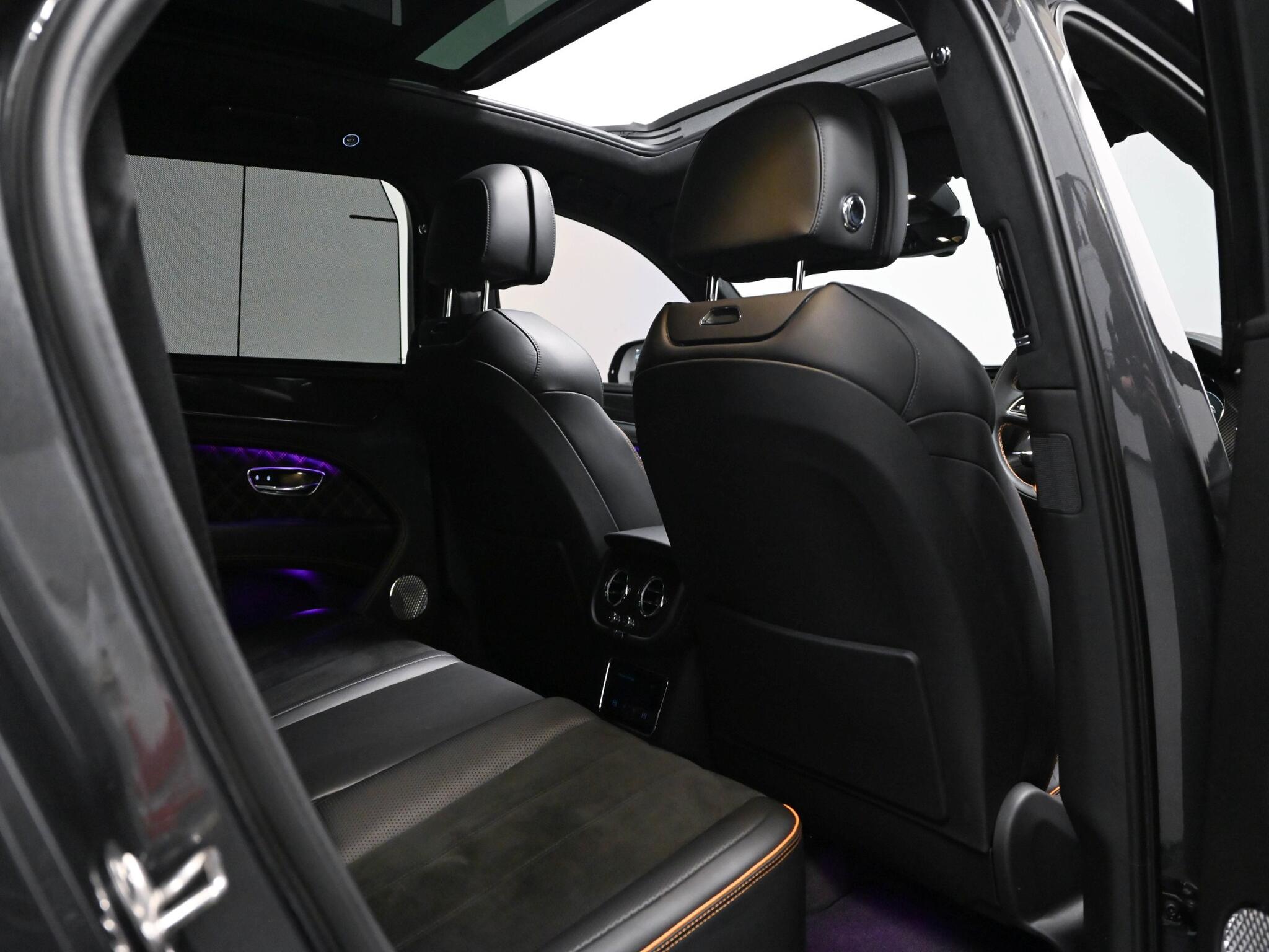 Bentley Bentayga view 42
