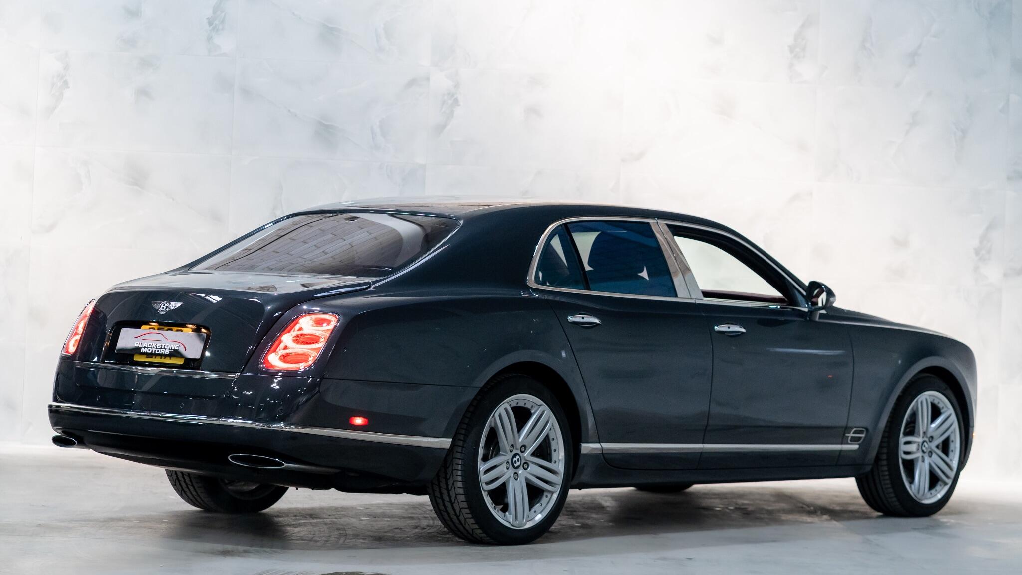 Bentley Mulsanne view 6
