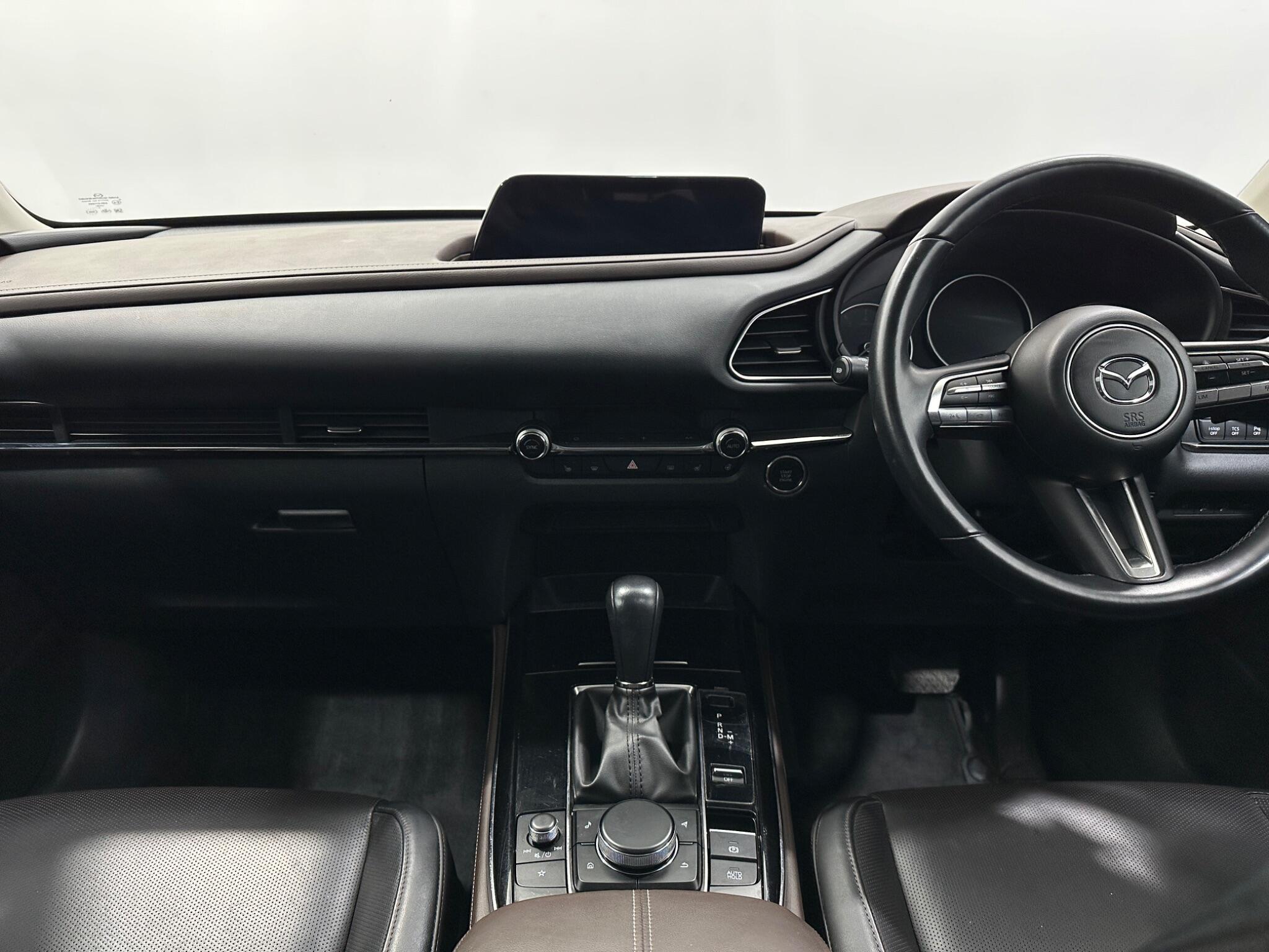 Mazda CX-30 view 18