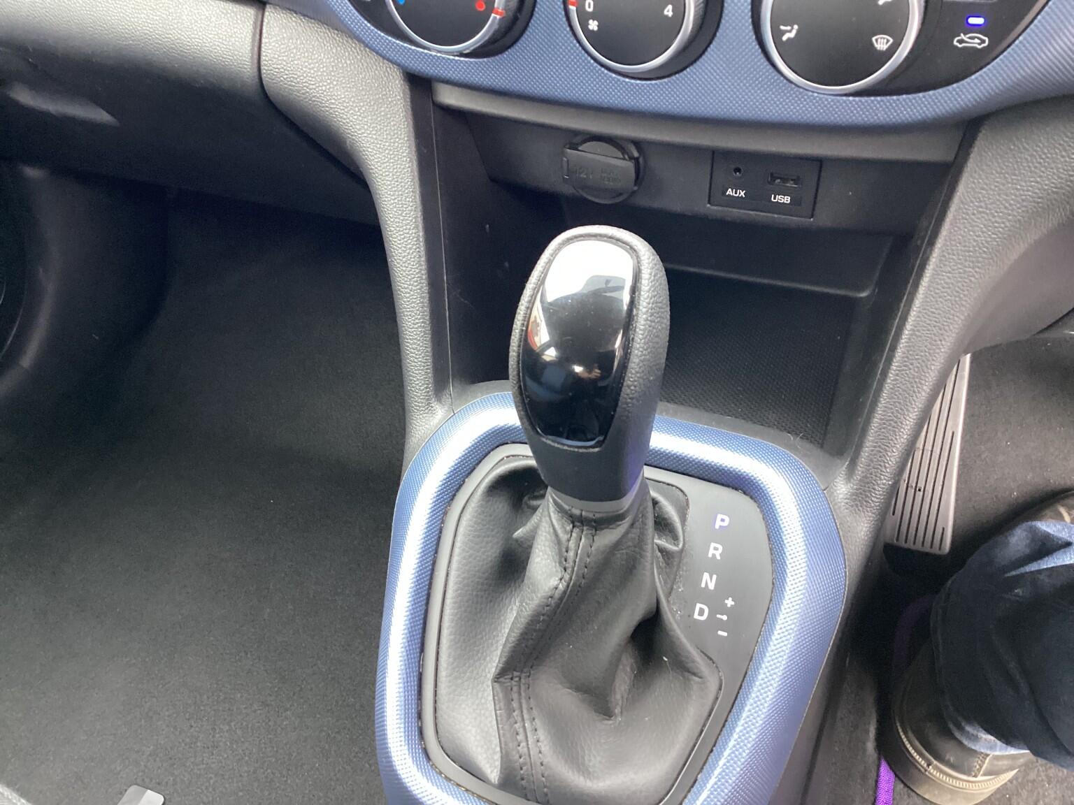 Hyundai I10 view 14