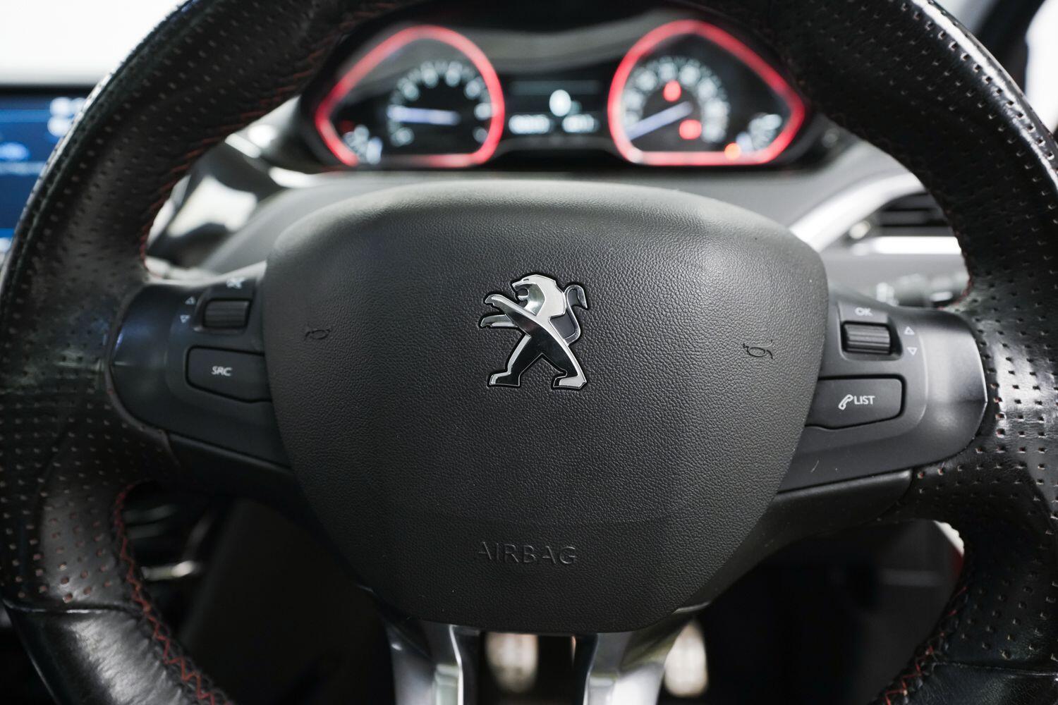 Peugeot 2008 view 21