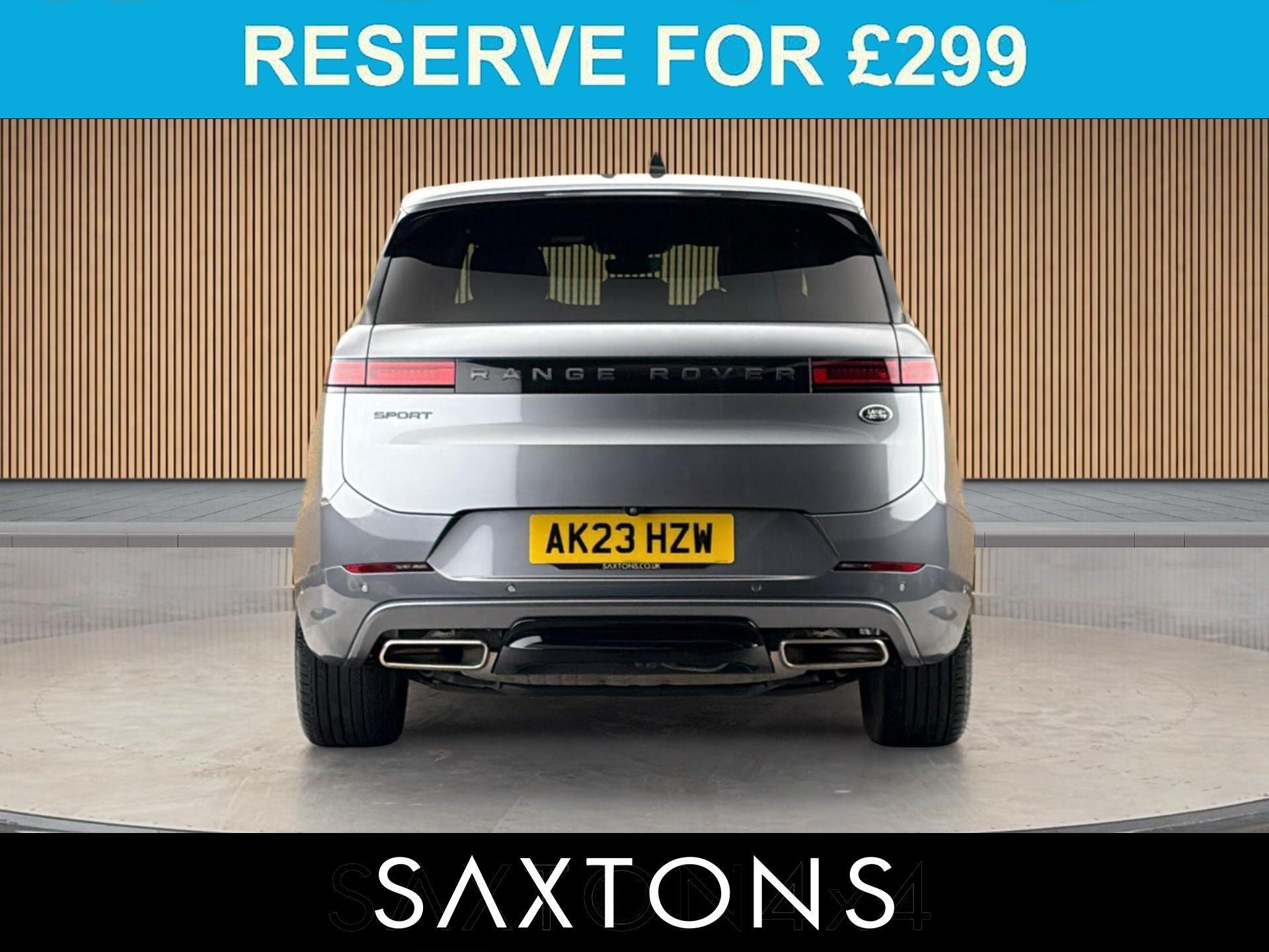 Land Rover Range Rover Sport view 4