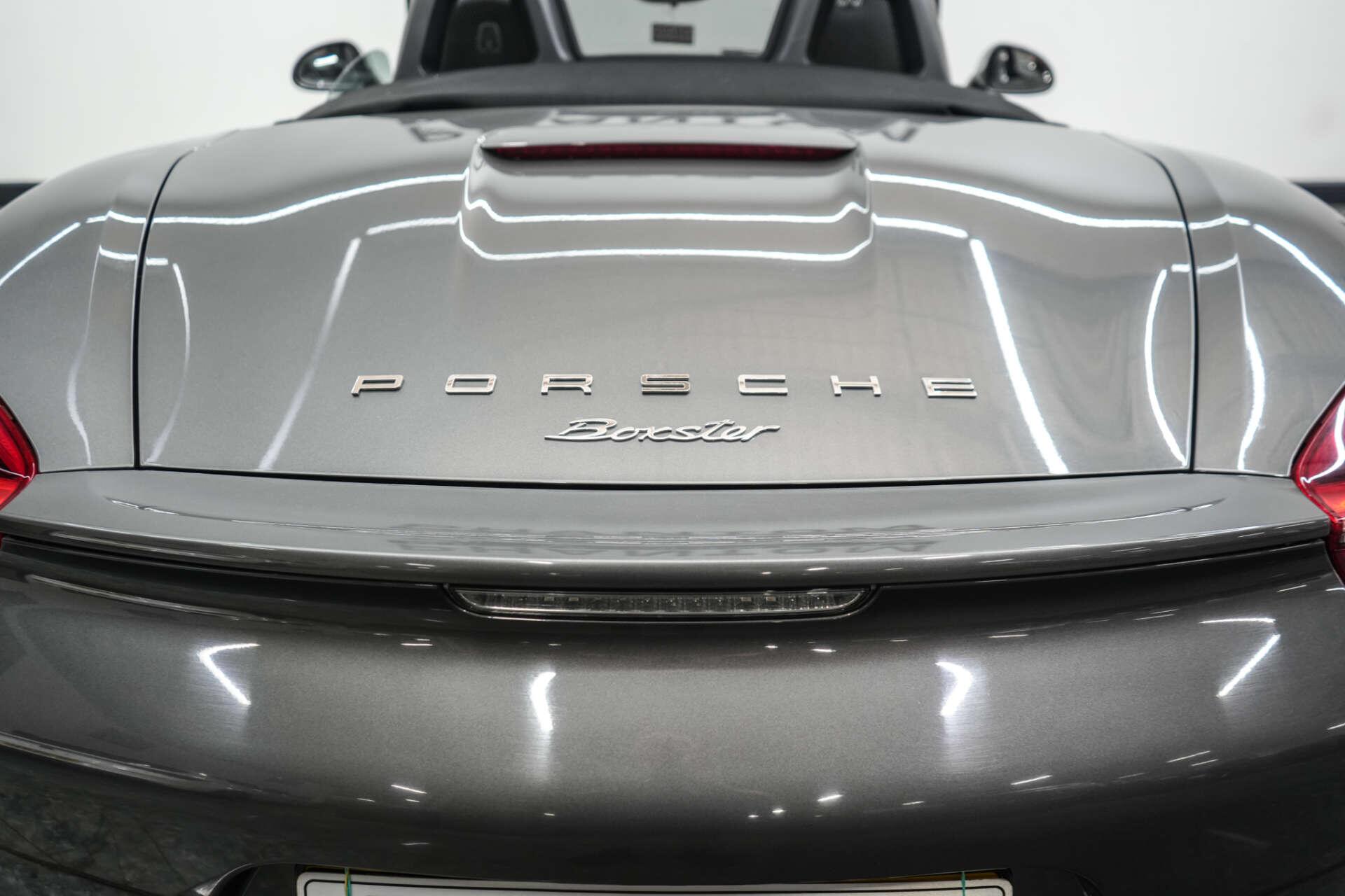 Porsche Boxster view 15