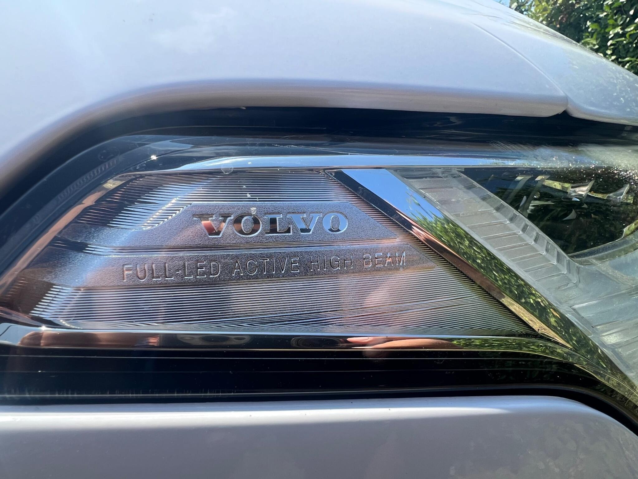 Volvo XC90 view 14