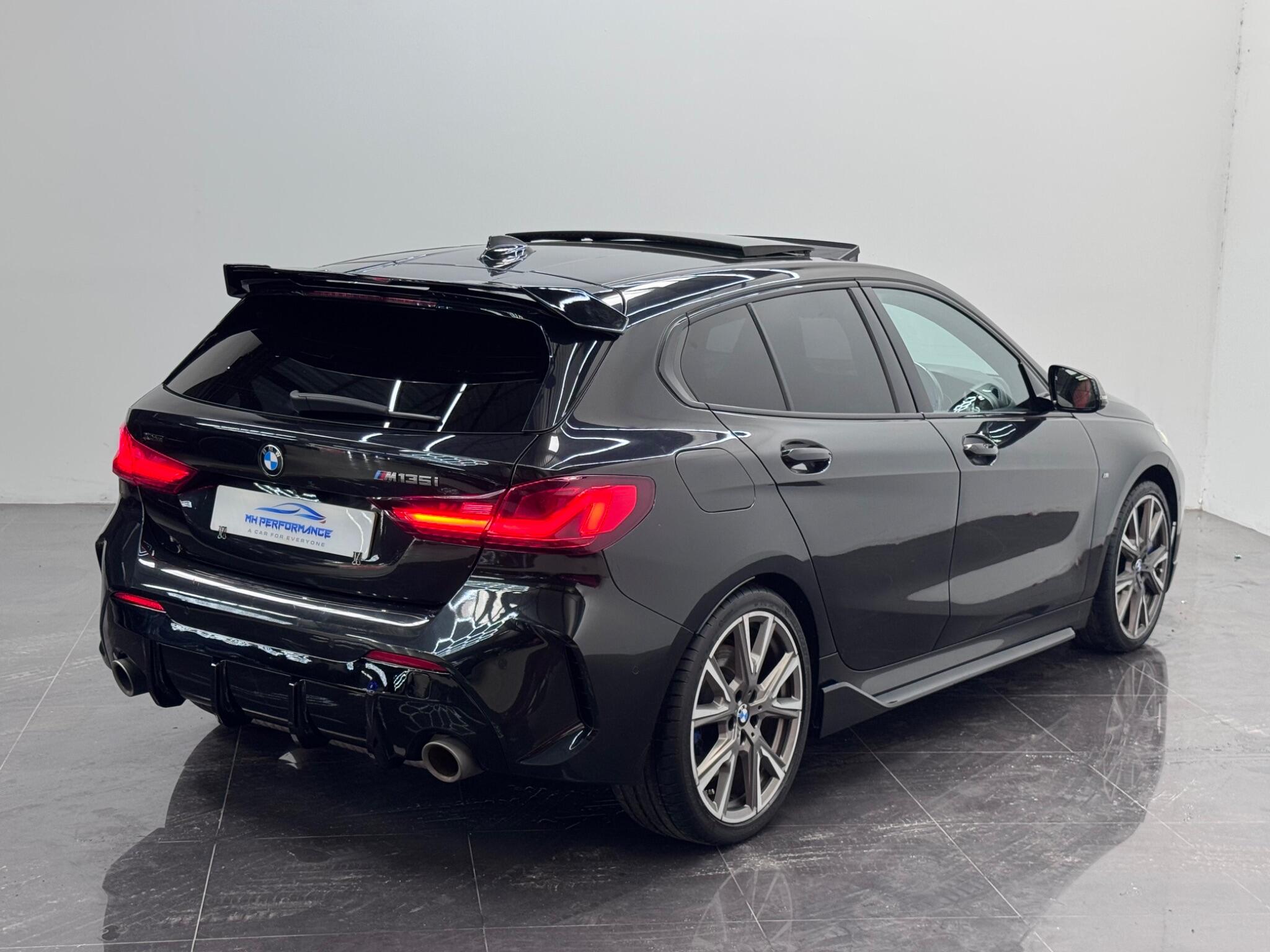 BMW 1 Series view 77