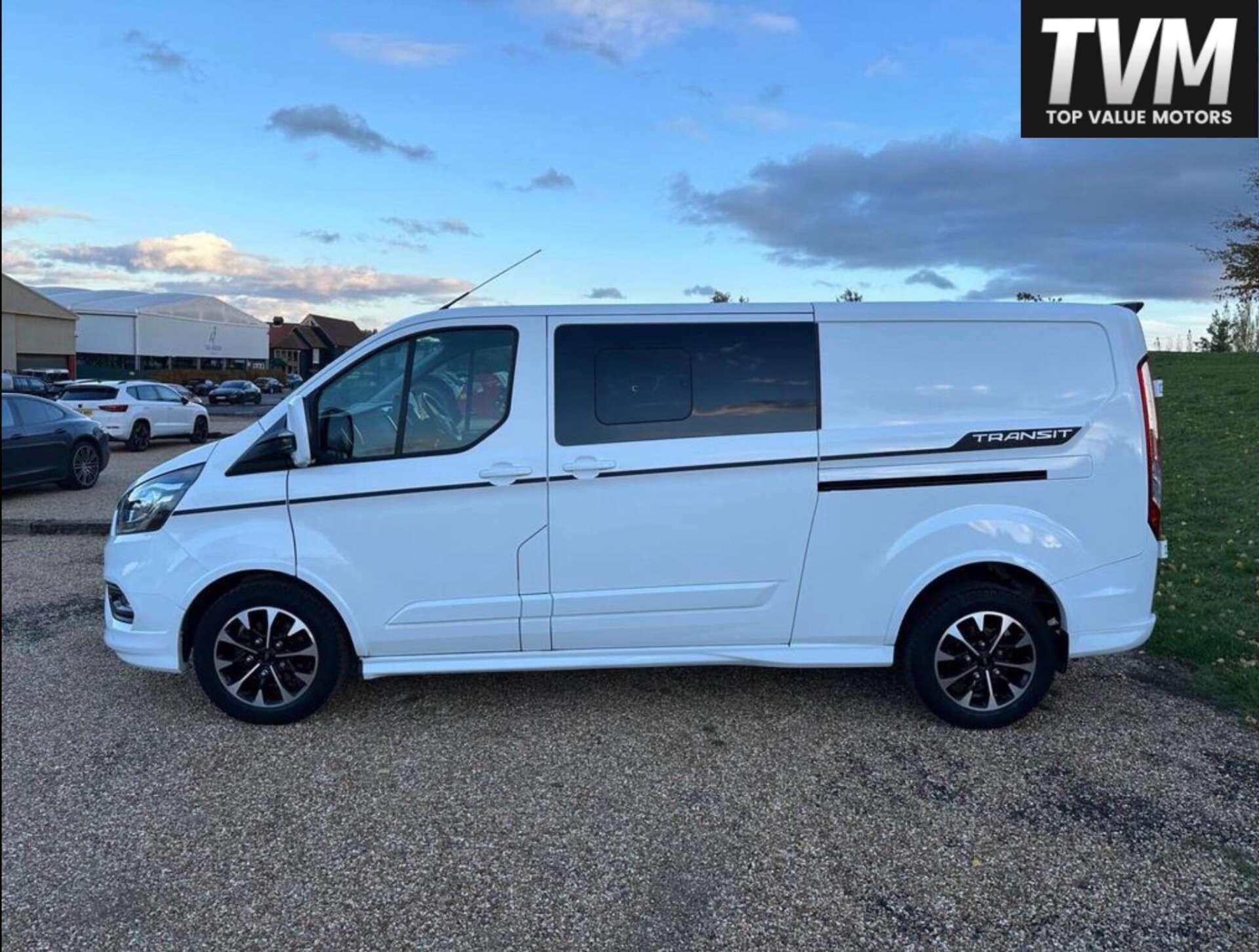 Ford Transit Custom view 6