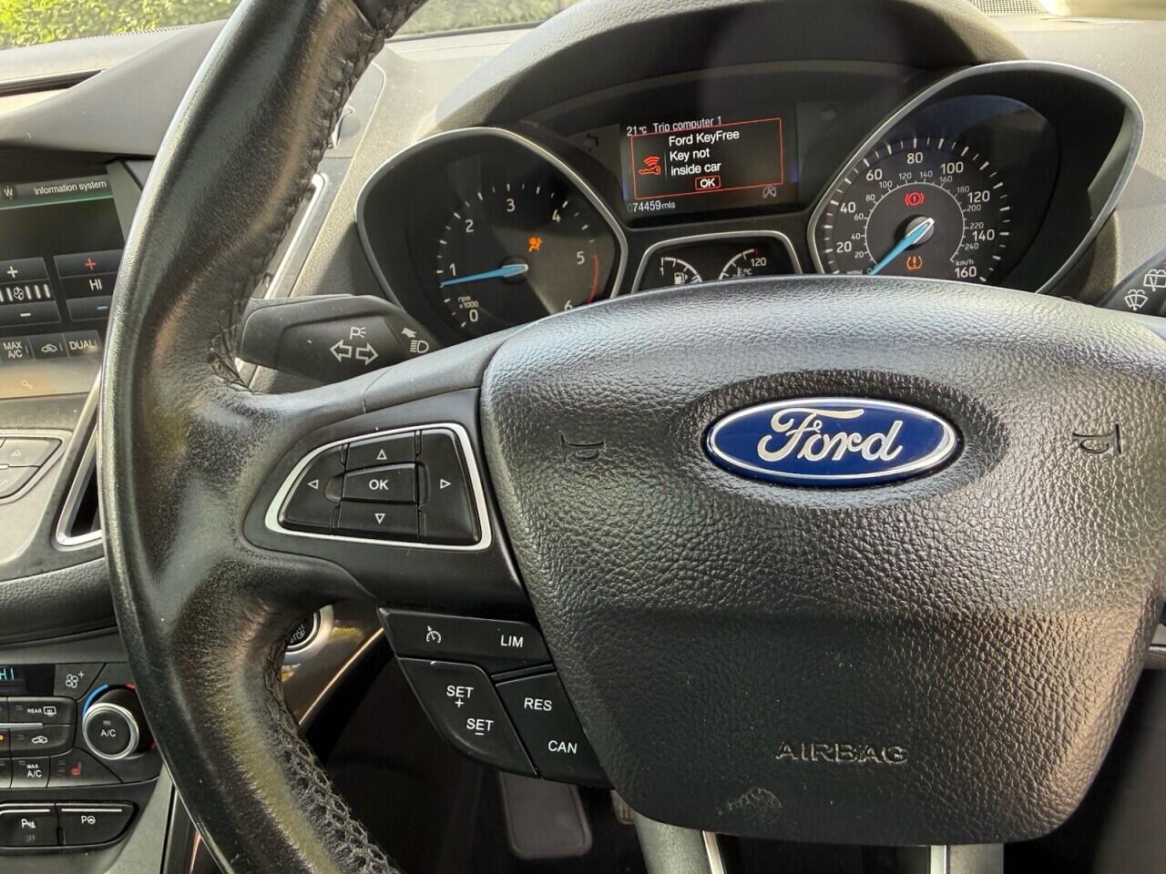 Ford C-Max view 18