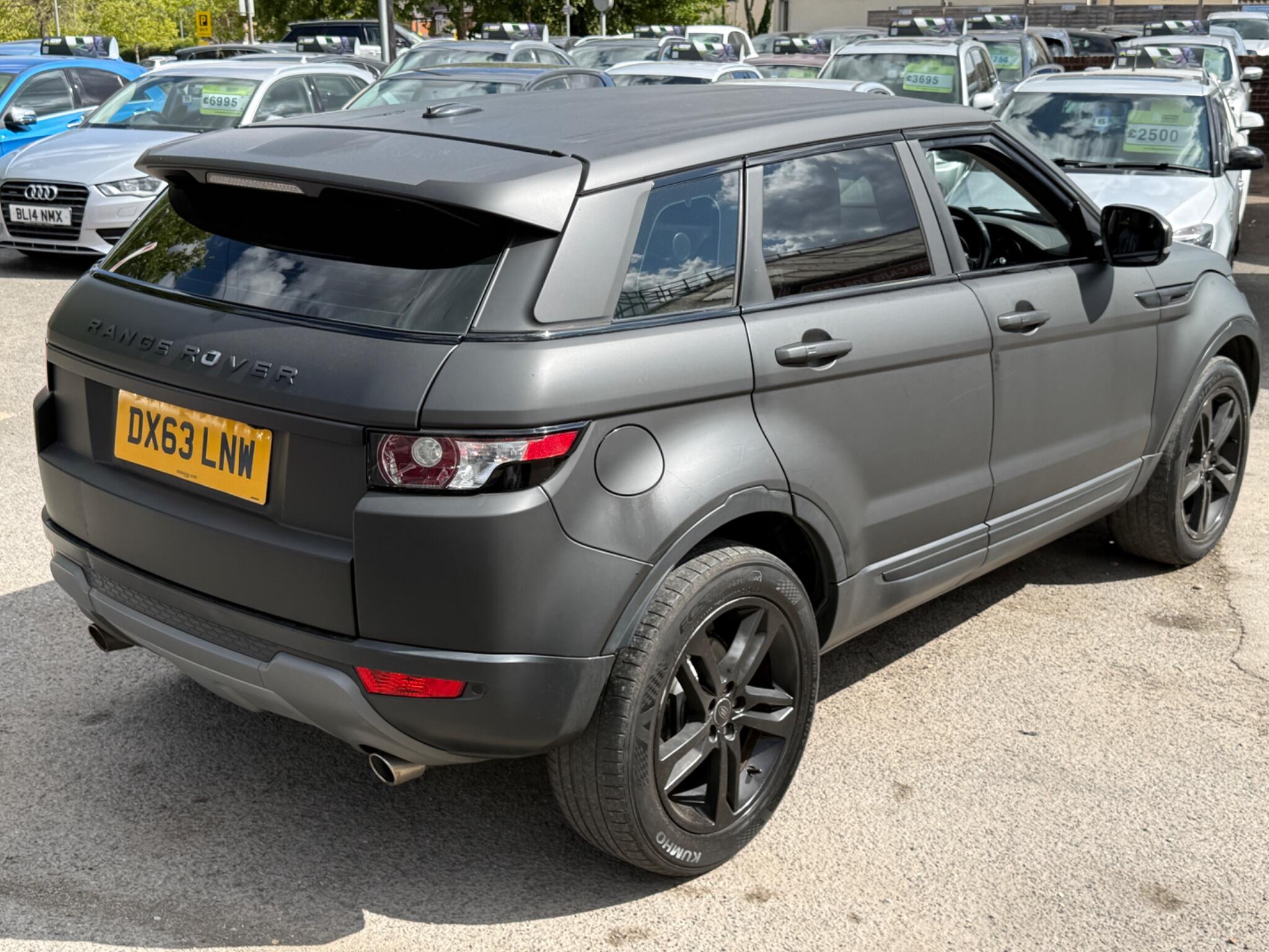Land Rover Range Rover Evoque - Image 18