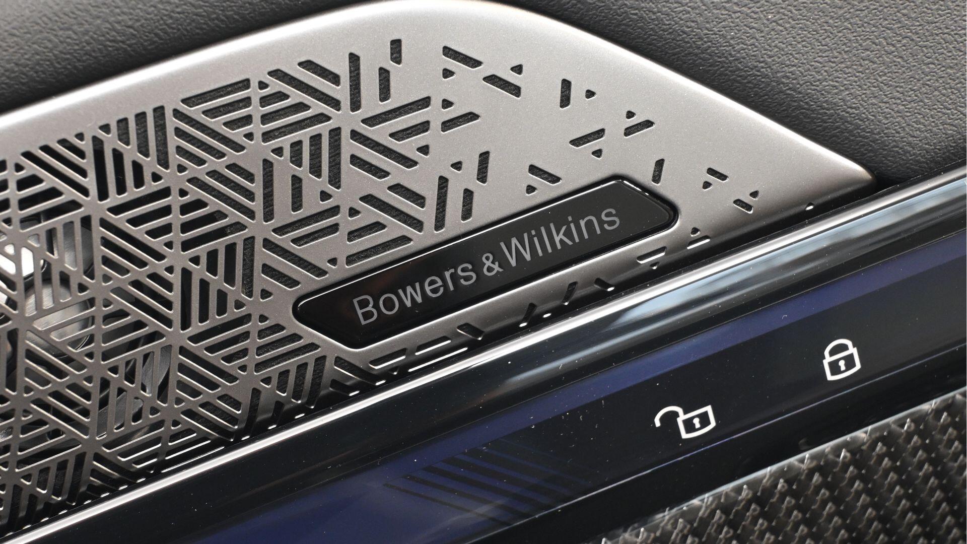 BMW M5 view 26