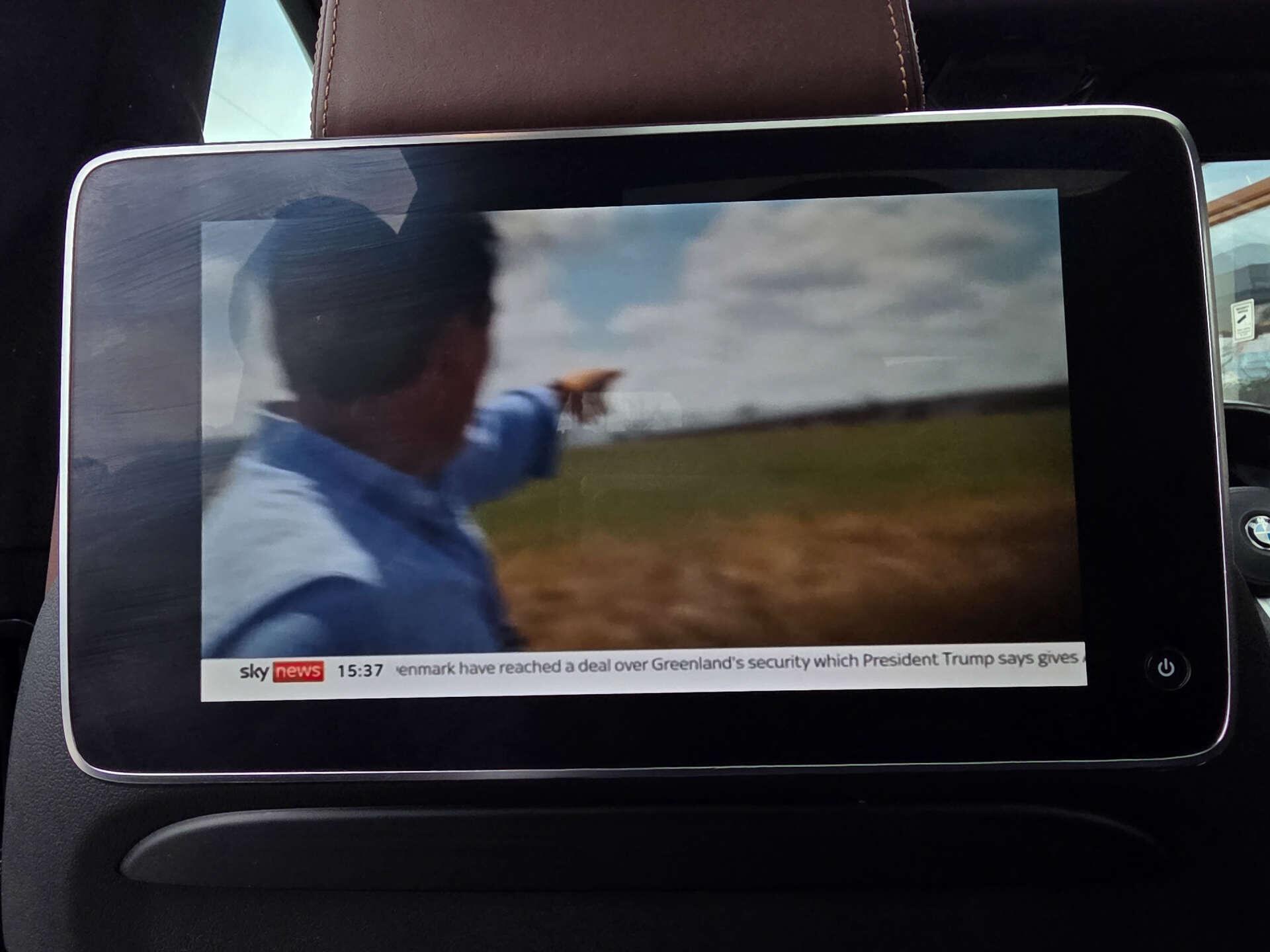 BMW X7 view 31