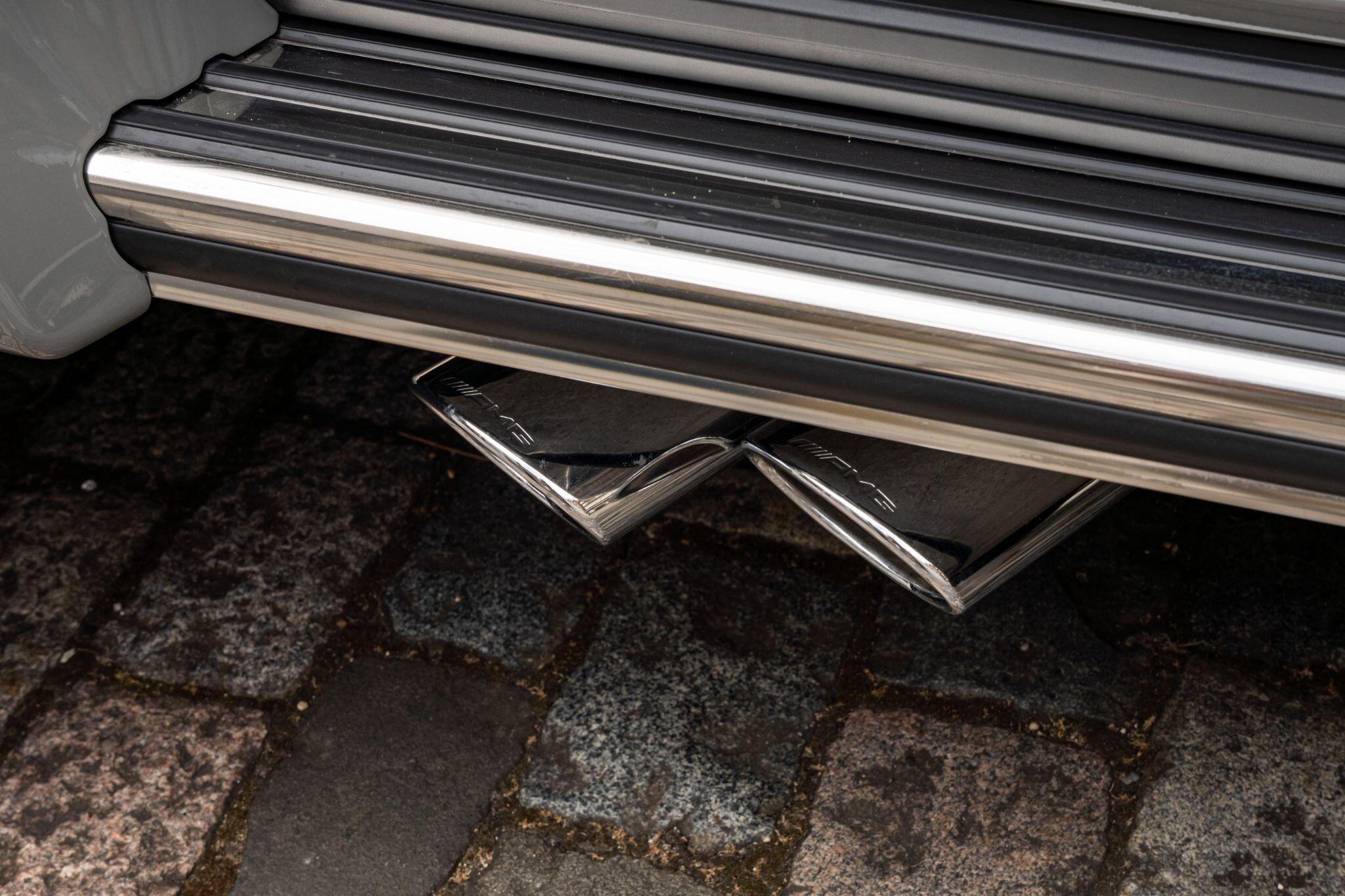 Mercedes-Benz G-Class view 37