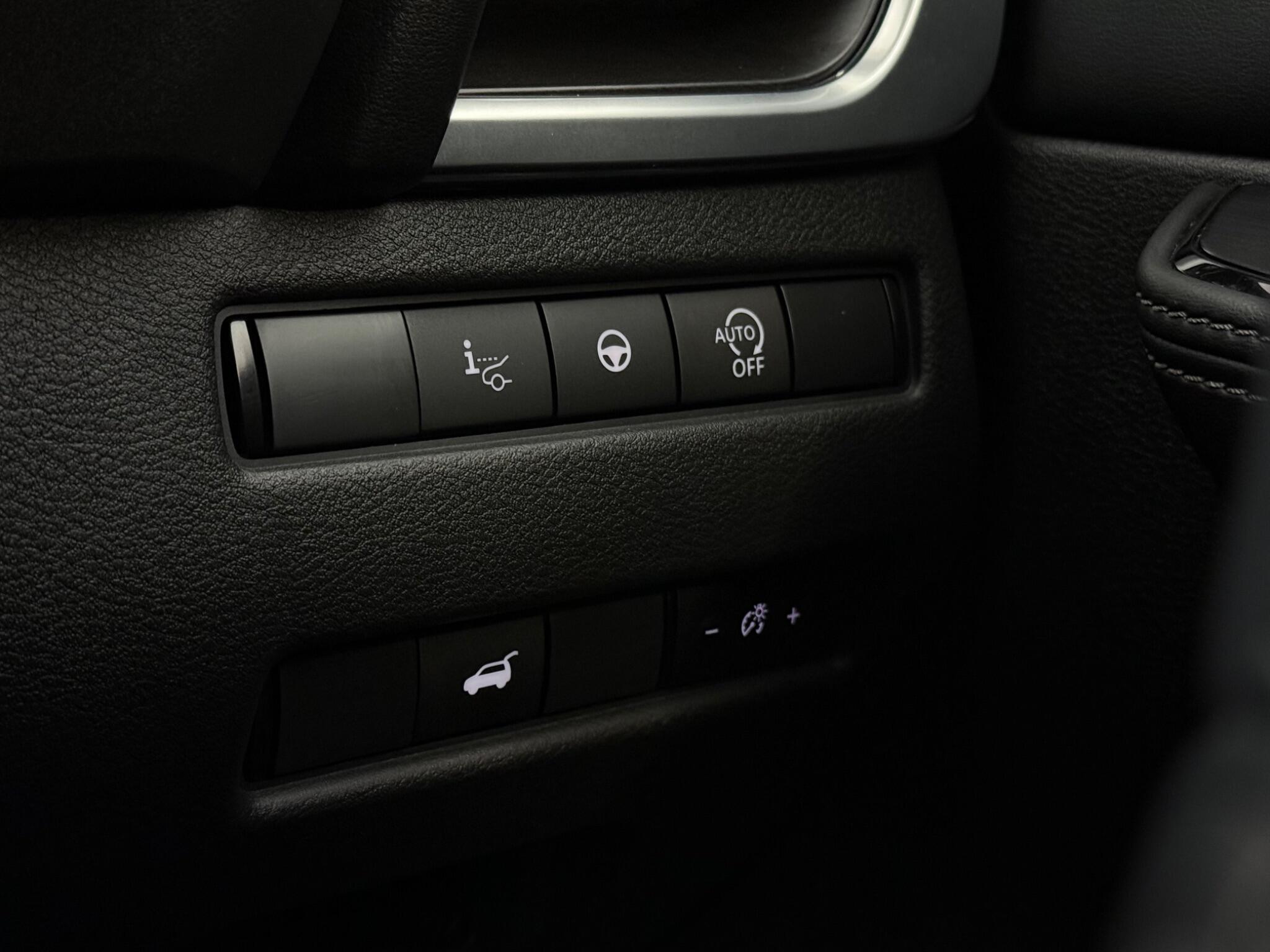 Nissan X-Trail view 18